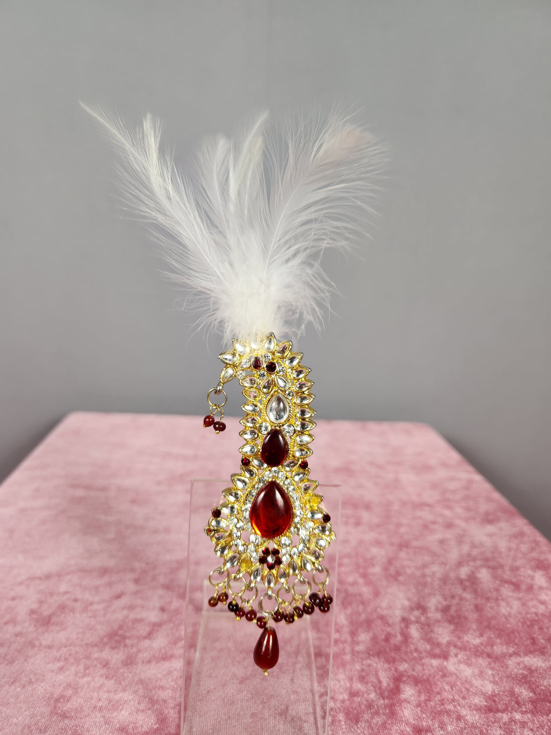 GROOM TURBAN BROOCH WITH OVAL CUT STONES