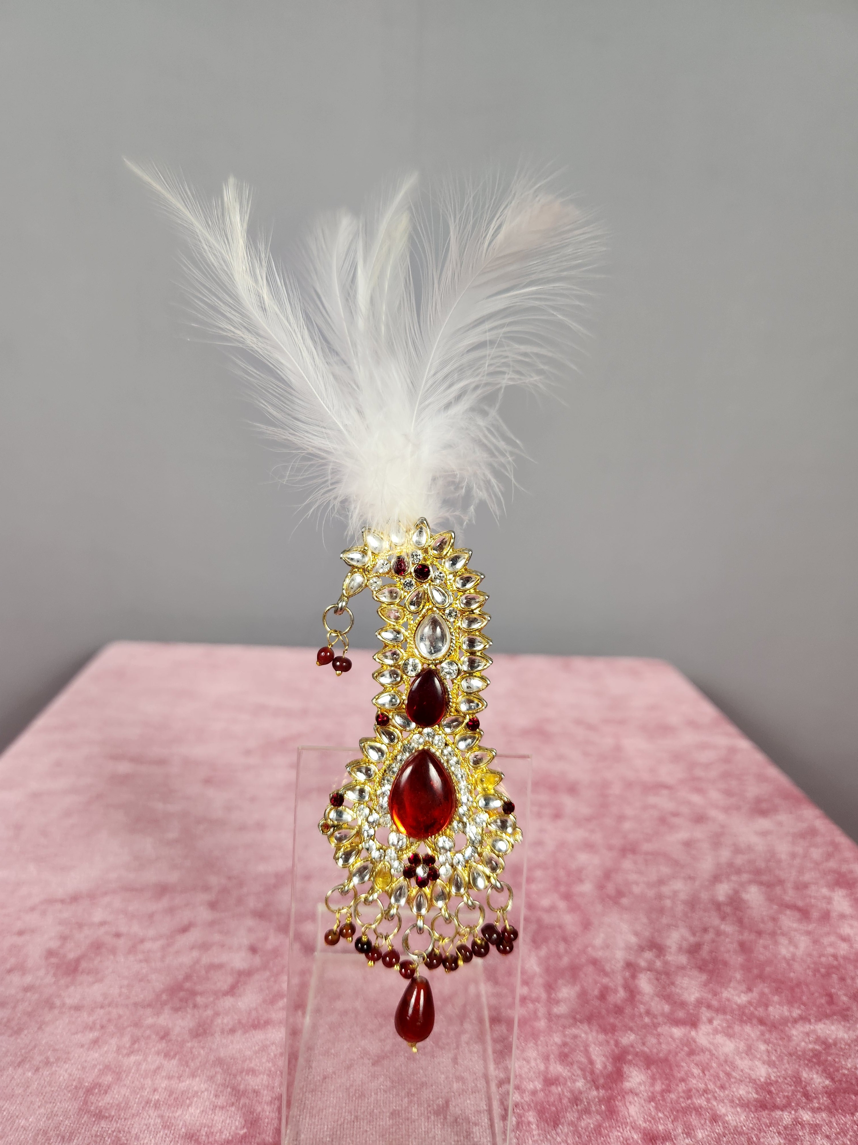 GROOM TURBAN BROOCH WITH OVAL CUT STONES