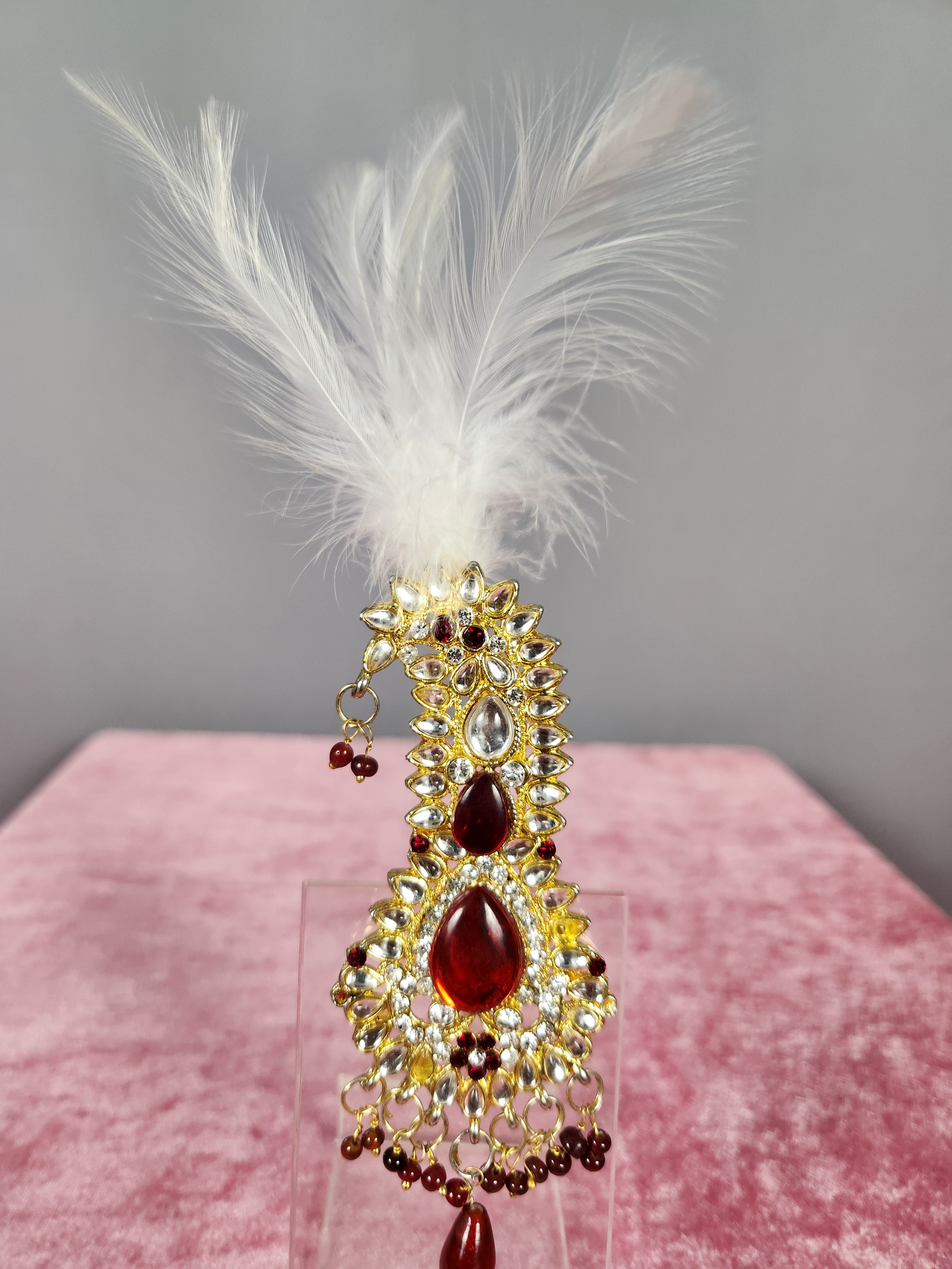 GROOM TURBAN BROOCH WITH OVAL CUT STONES