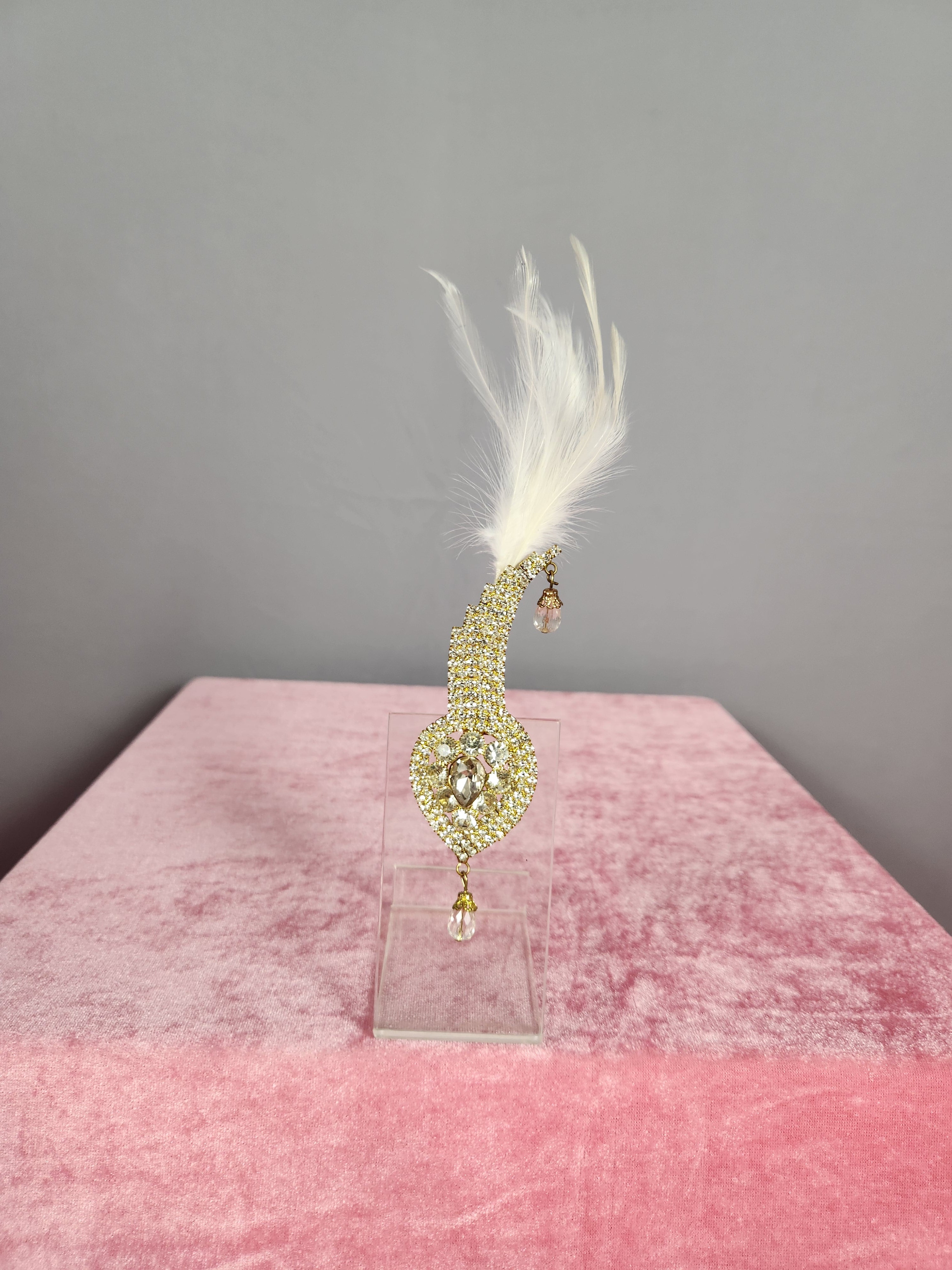 GROOM TURBAN BROOCH WITH WHITE CZ