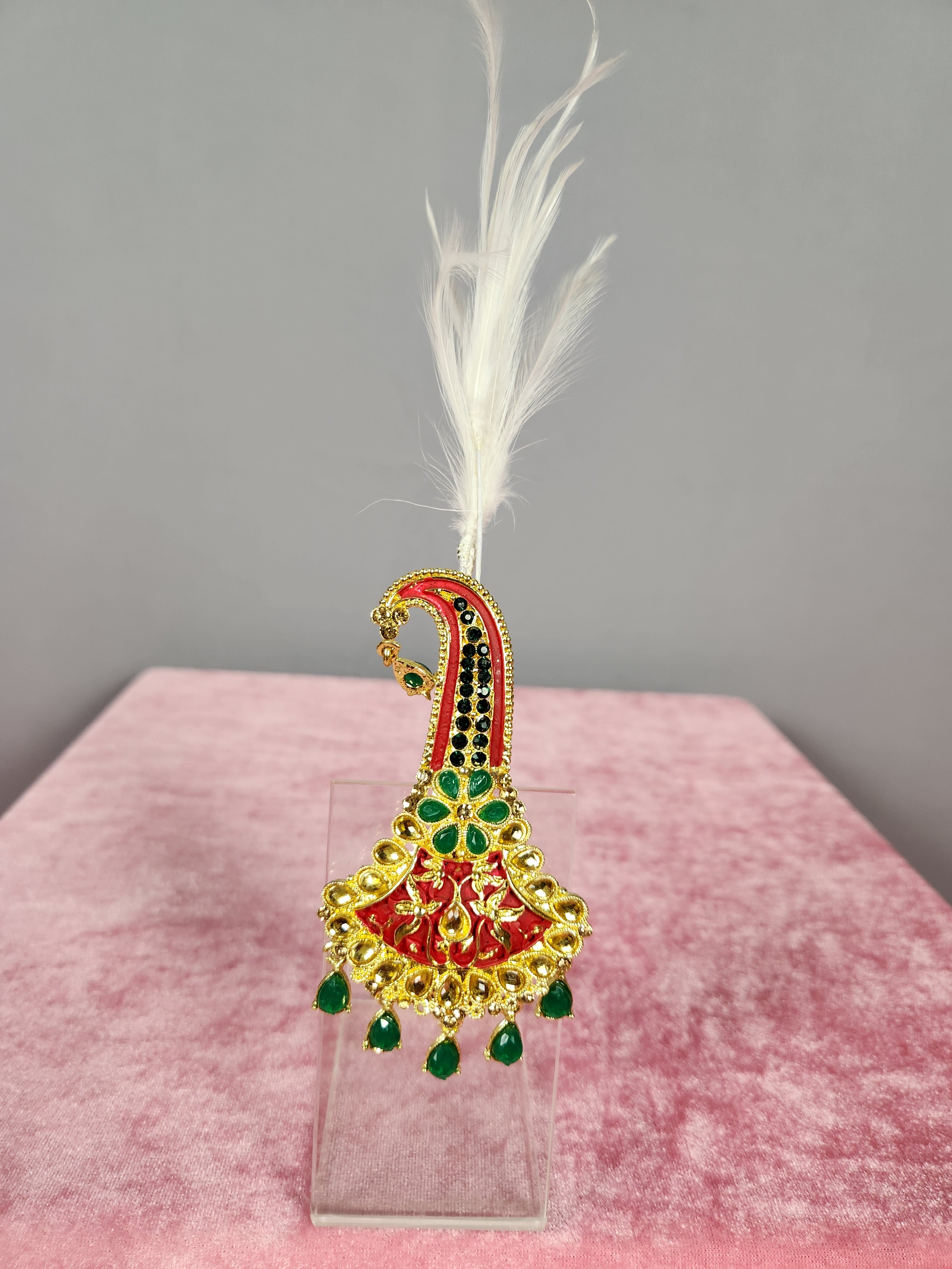 GROOM TURBAN BROOCH WITH EMERALD STONES