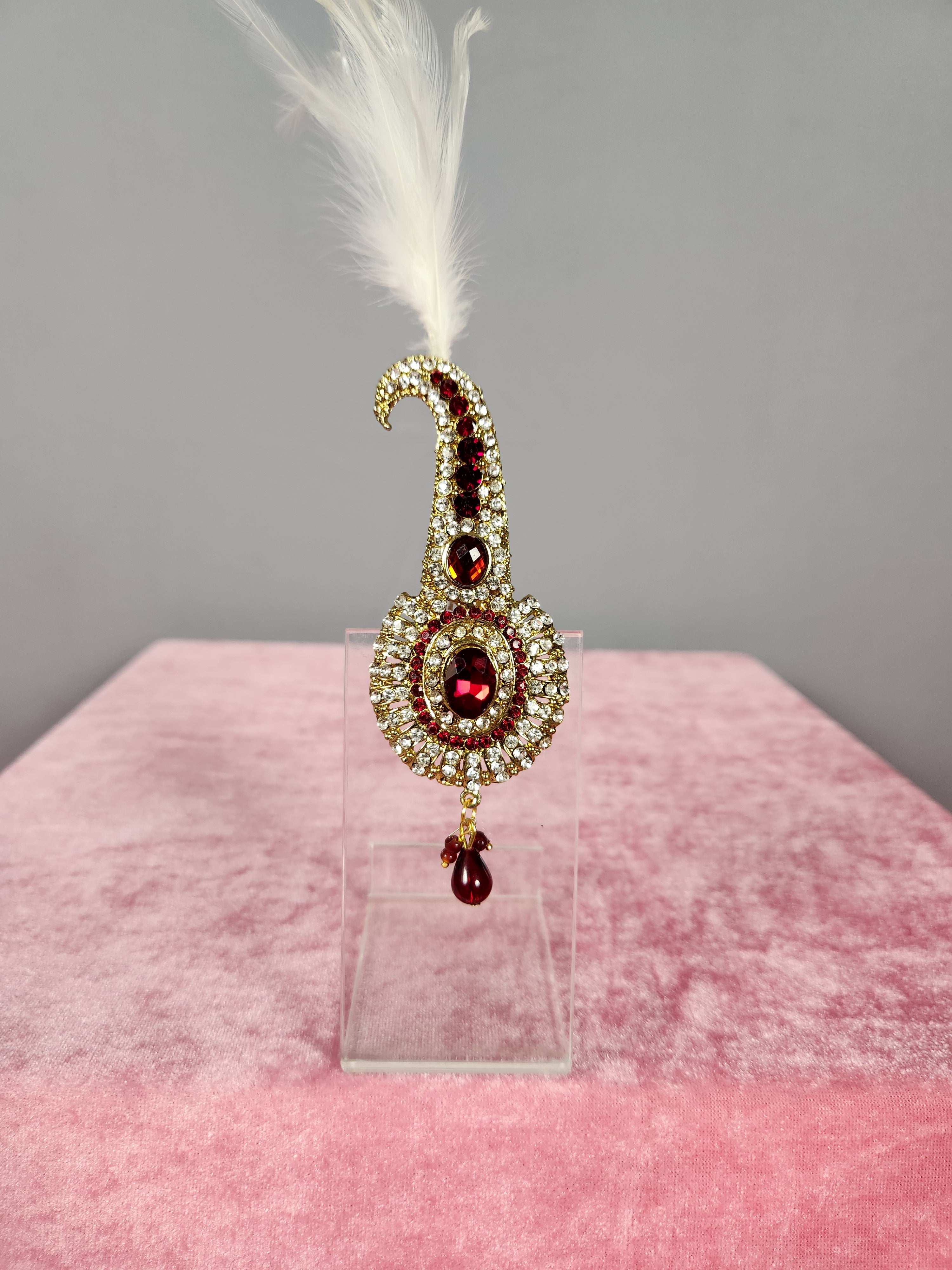 GROOM TURBAN BROOCH WITH RED STONES IN SMALL CIRCLE