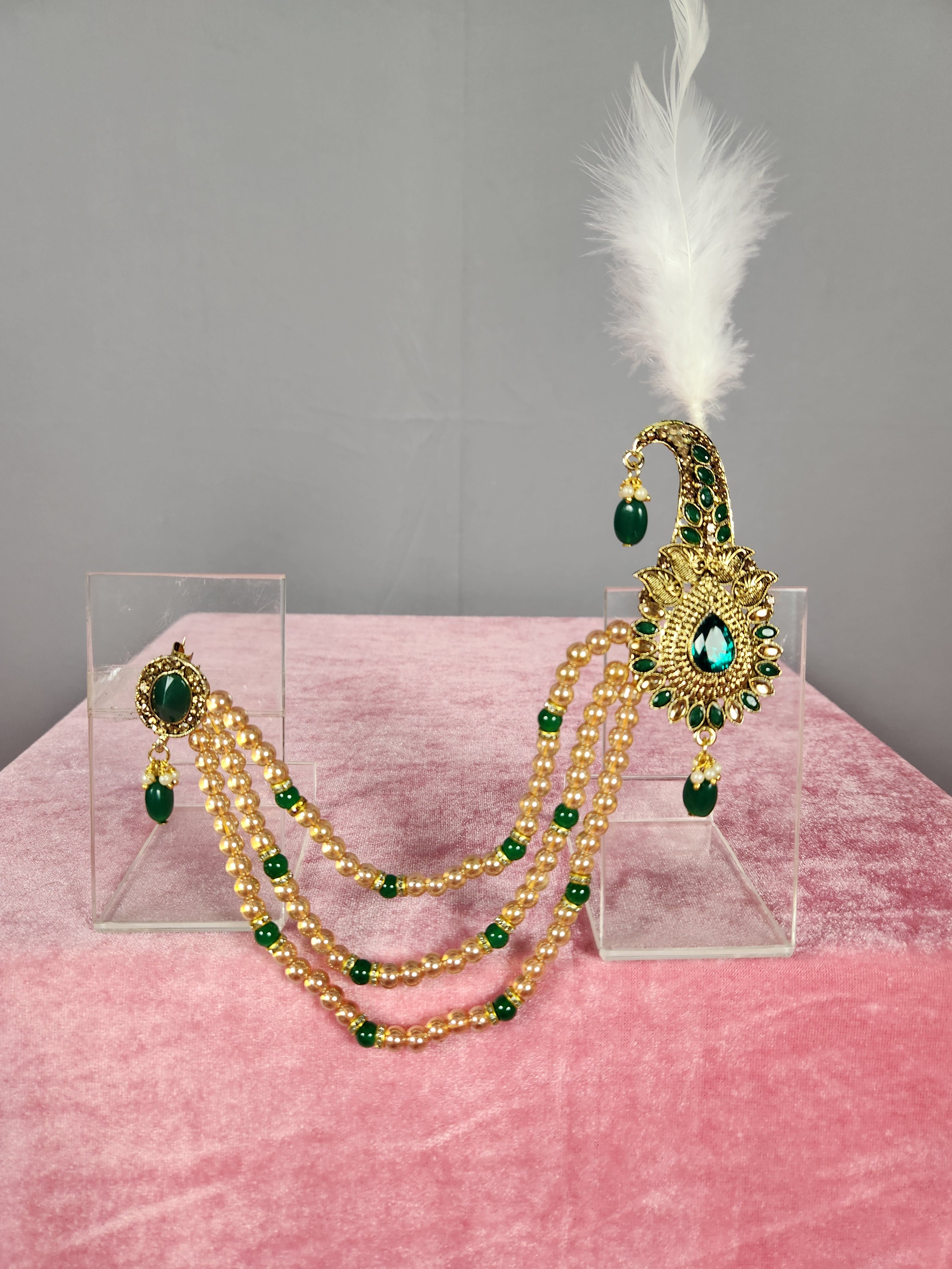 GROOM TURBAN BROOCH WITH EMERALD STONES SIDE CHAIN