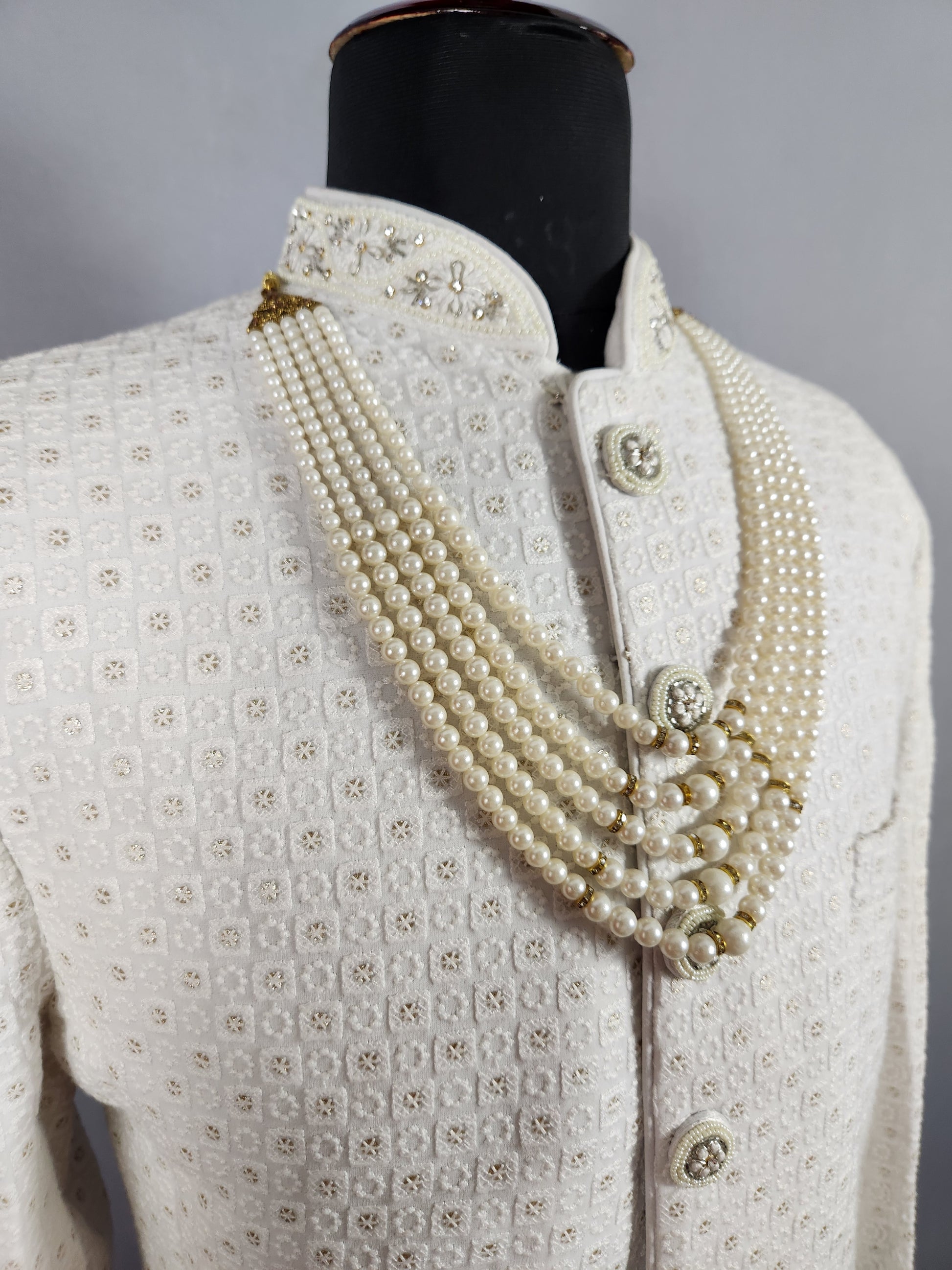 WHITE PEARL NECKLACE FOR GROOM
