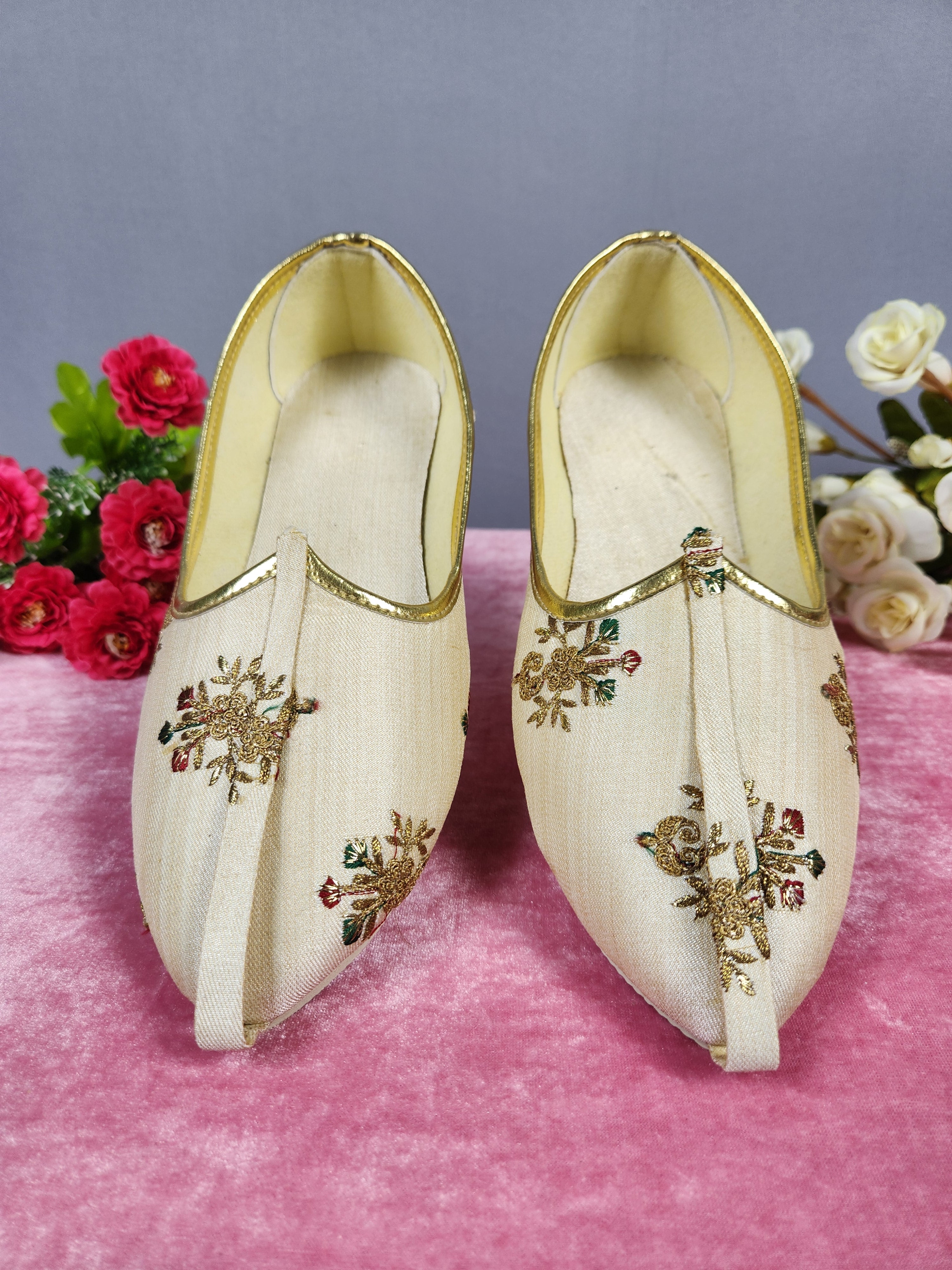 Beige Ethnic Shoes for Men – Designer Indian Jutti & Mojari for Wedding