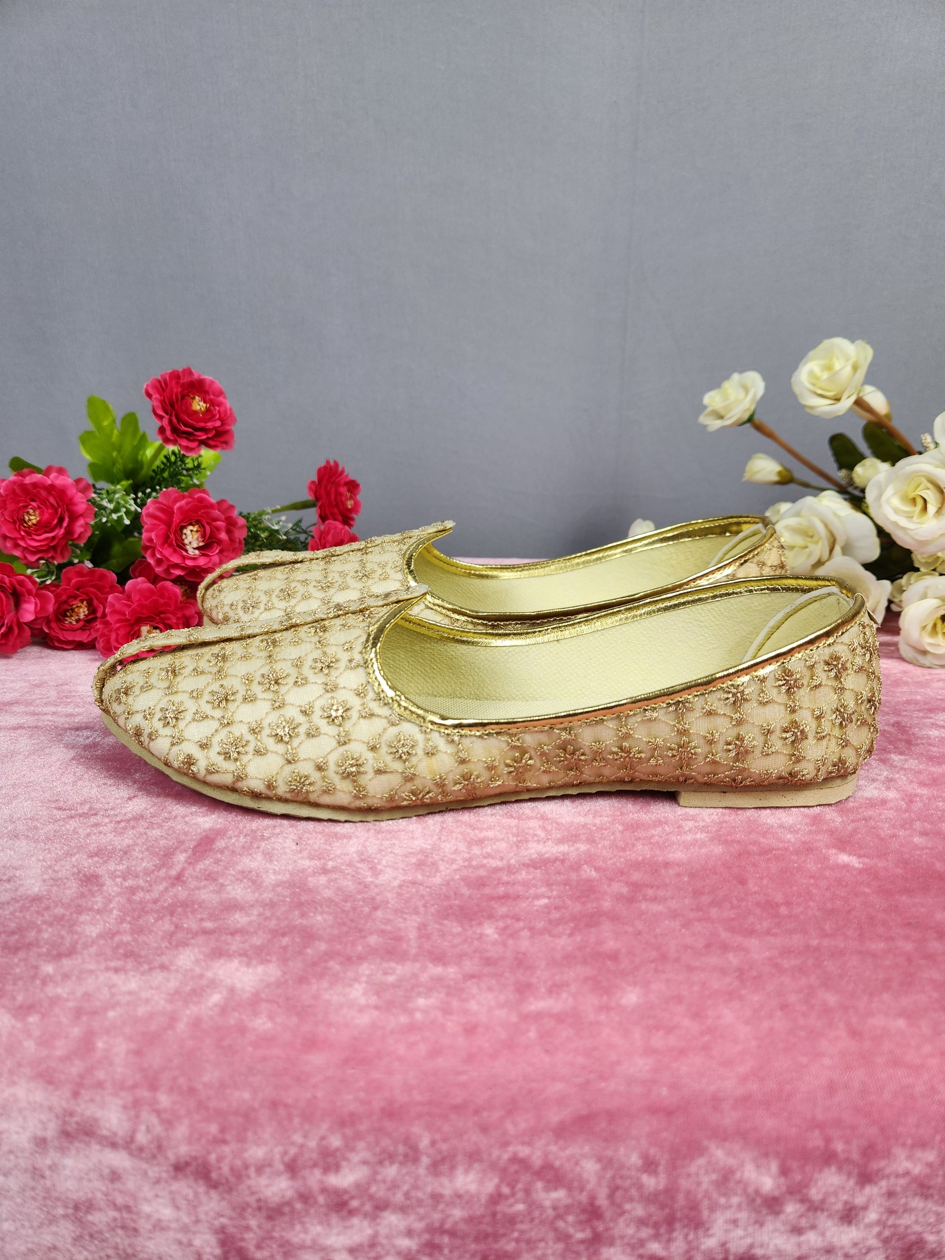 Beige Ethnic Shoes for Men – Designer Indian Jutti & Mojari for Wedding