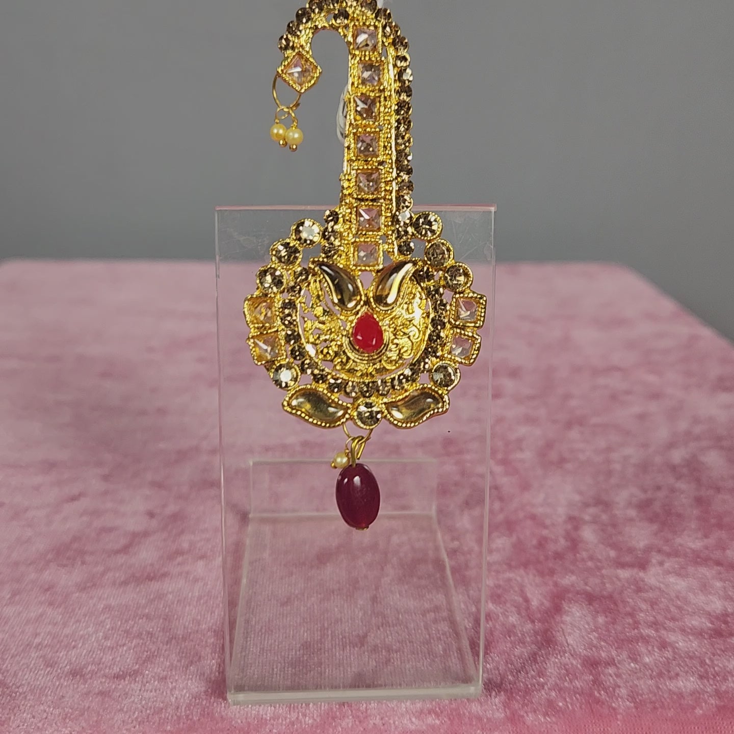 GROOM TURBAN BROOCH WITH SINGLE RED STONE