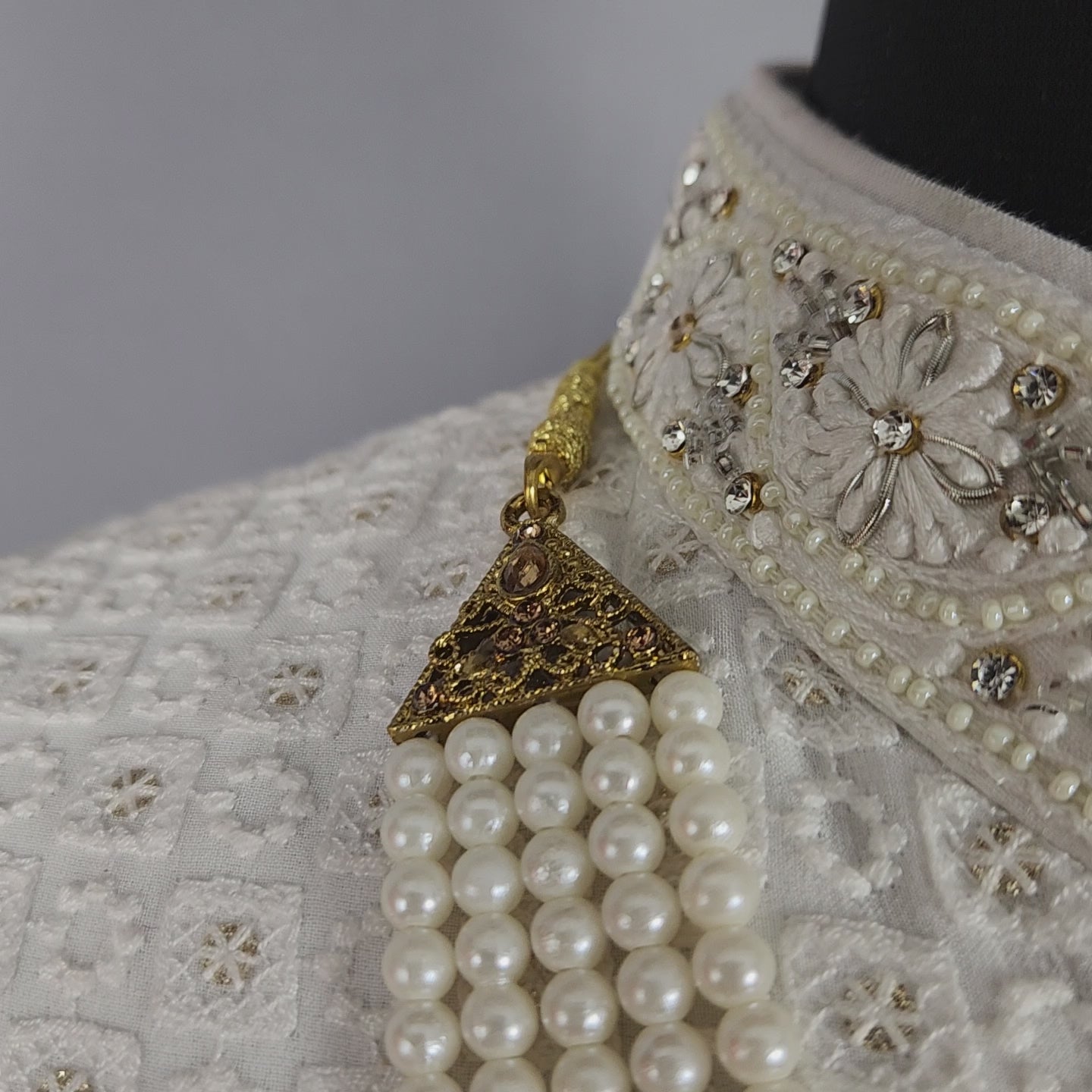 WHITE PEARL NECKLACE FOR GROOM