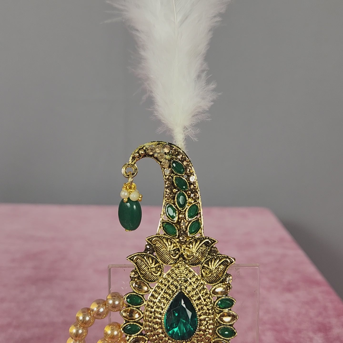 GROOM TURBAN BROOCH WITH EMERALD STONES SIDE CHAIN