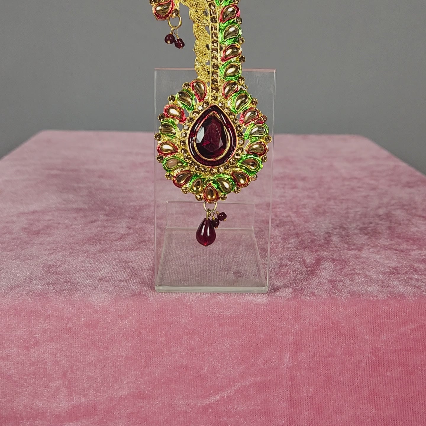 GROOM TURBAN BROOCH WITH RED & GREEN MINA