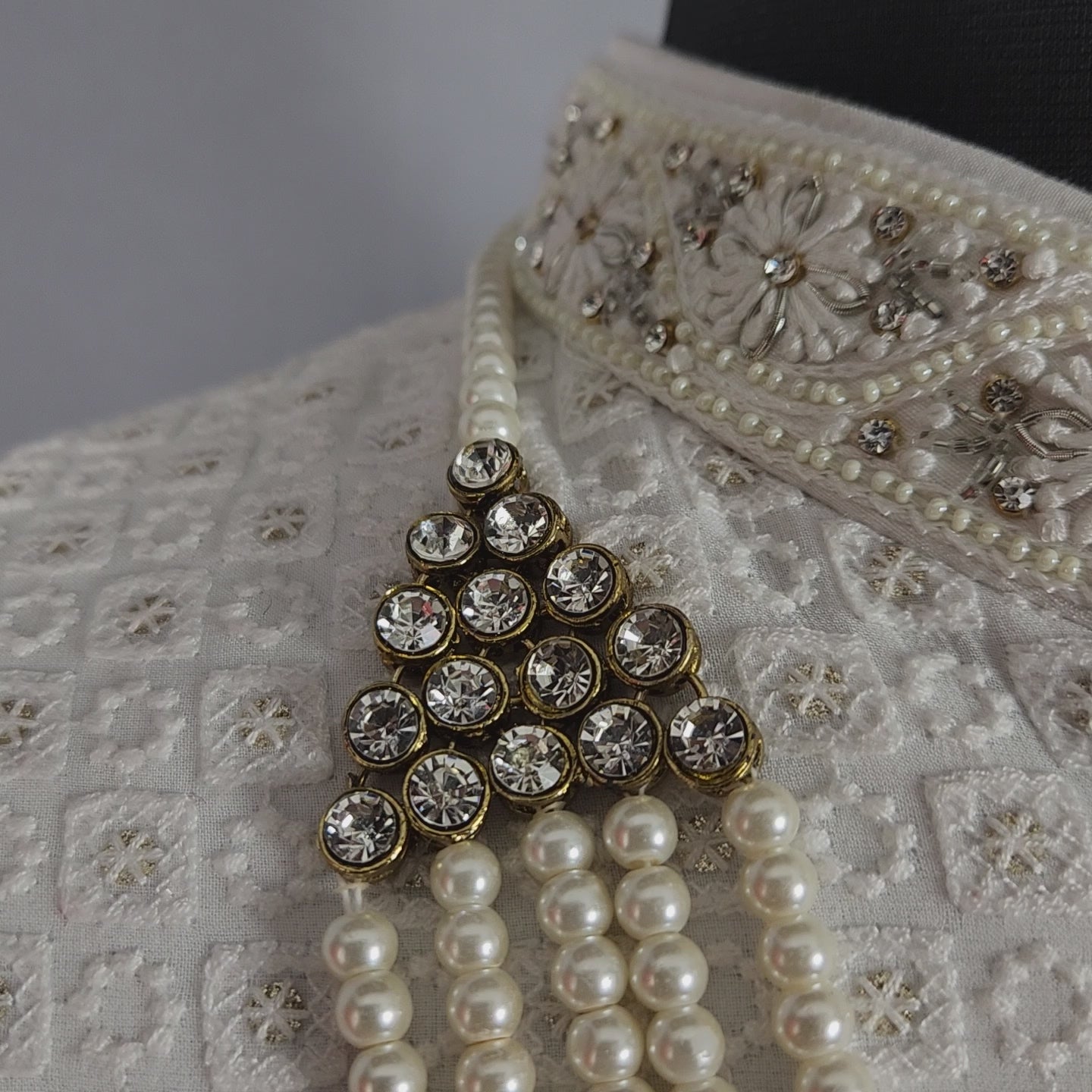 Red White Pearl Necklace For Groom