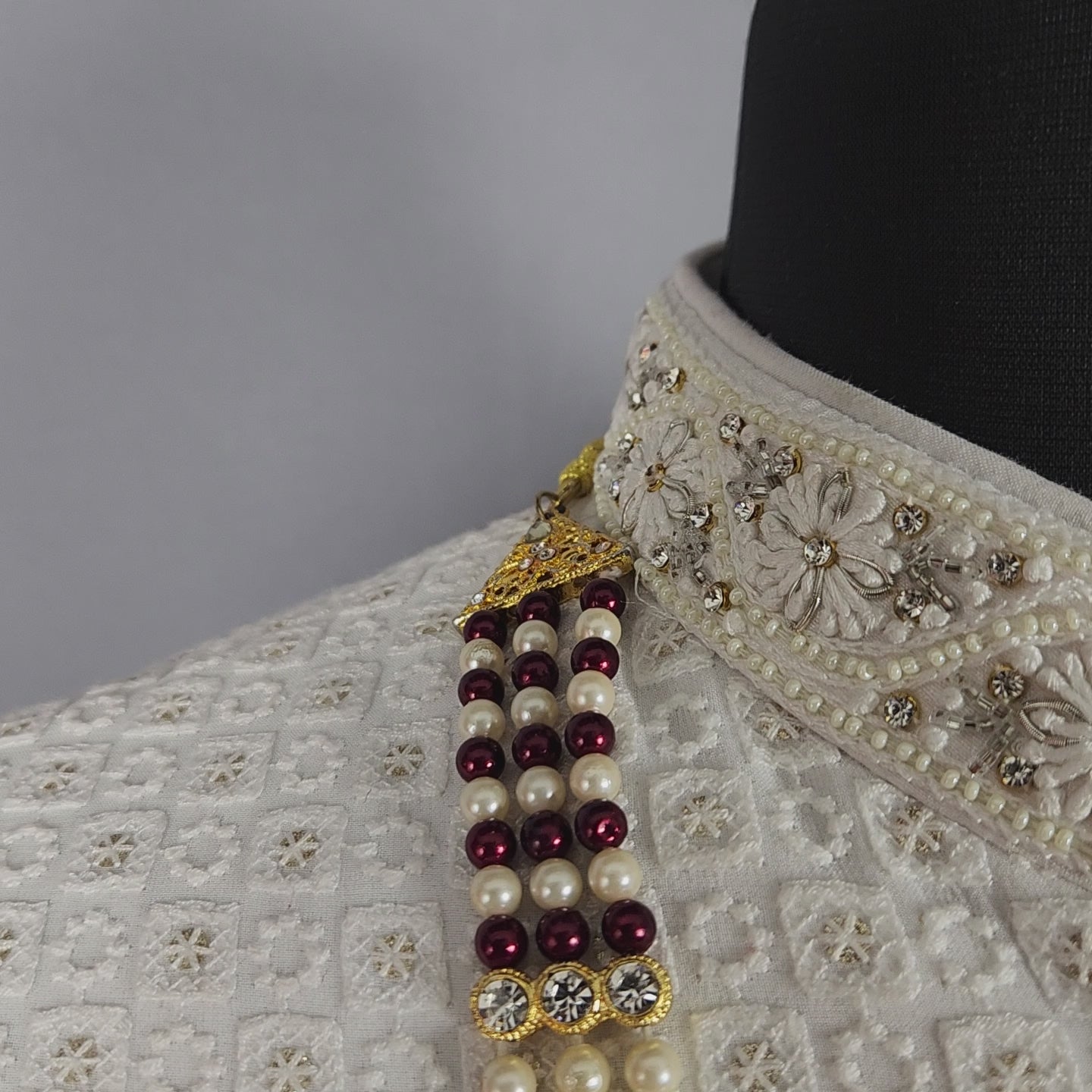 Red White Pearl Necklace Groom