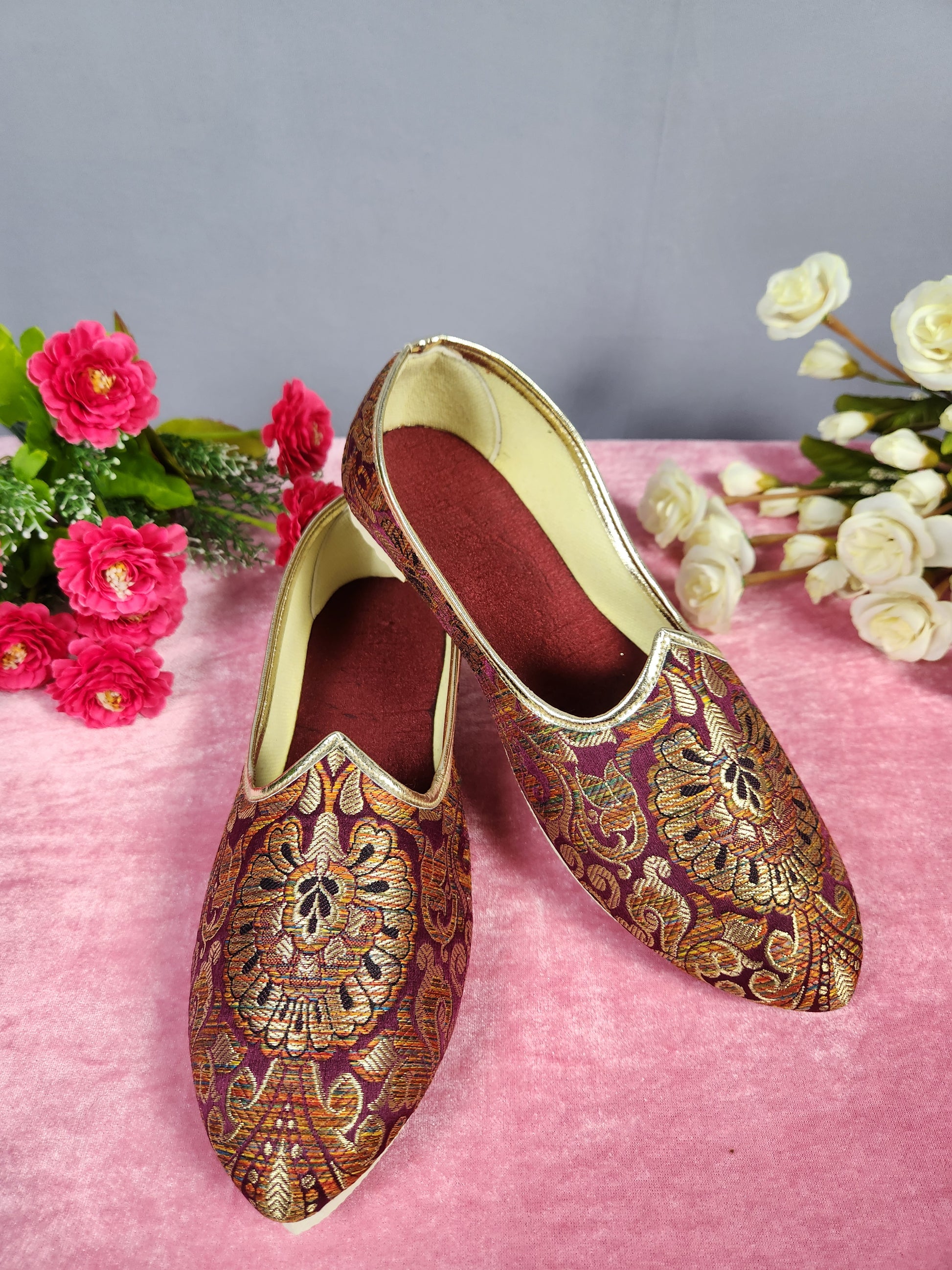 Red Ethnic Shoes for Men – Designer Indian Jutti & Mojari for Wedding