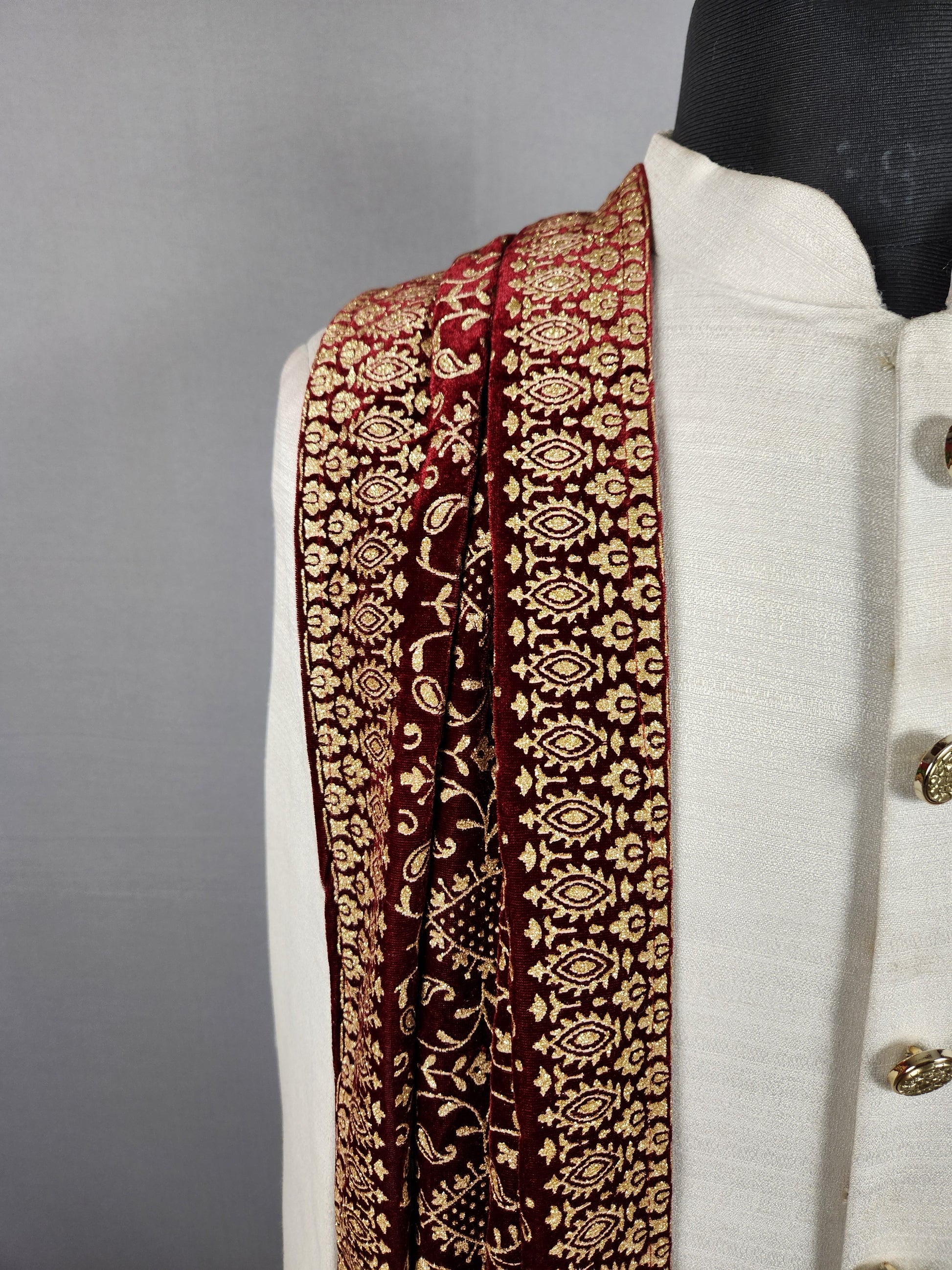 Red Groom Shawl with Gold Pattern Printed