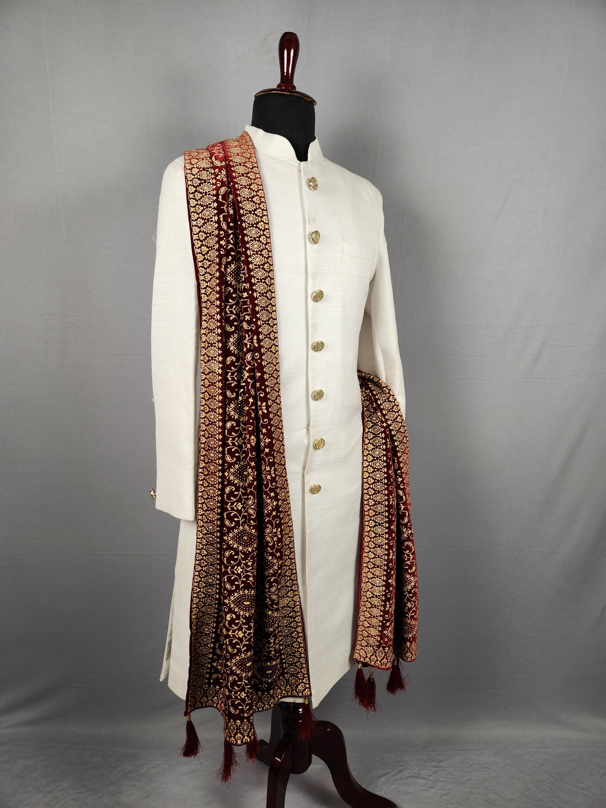 Red Groom Shawl with Gold Pattern Printed