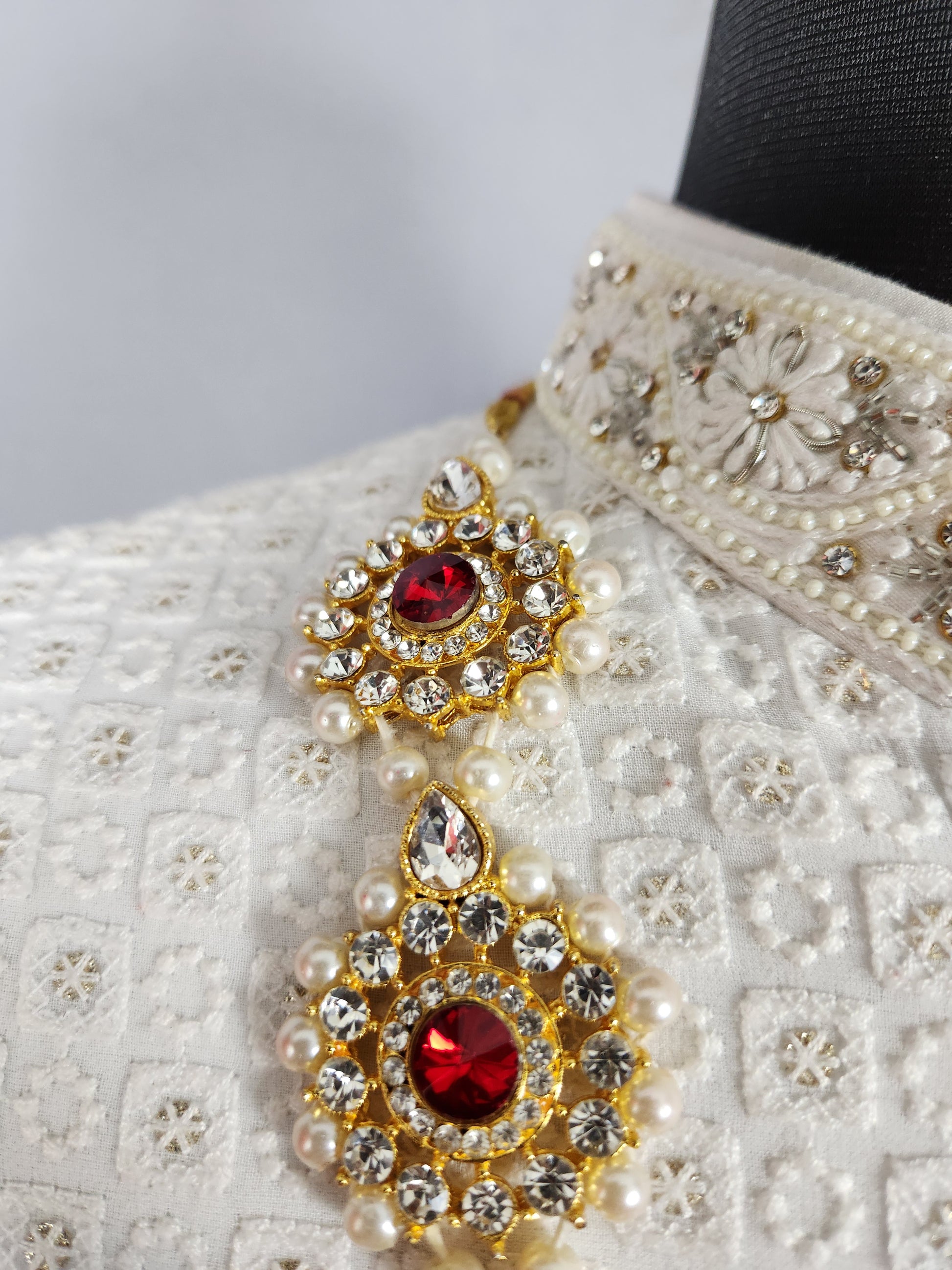 Red White Pearl Necklace Groom