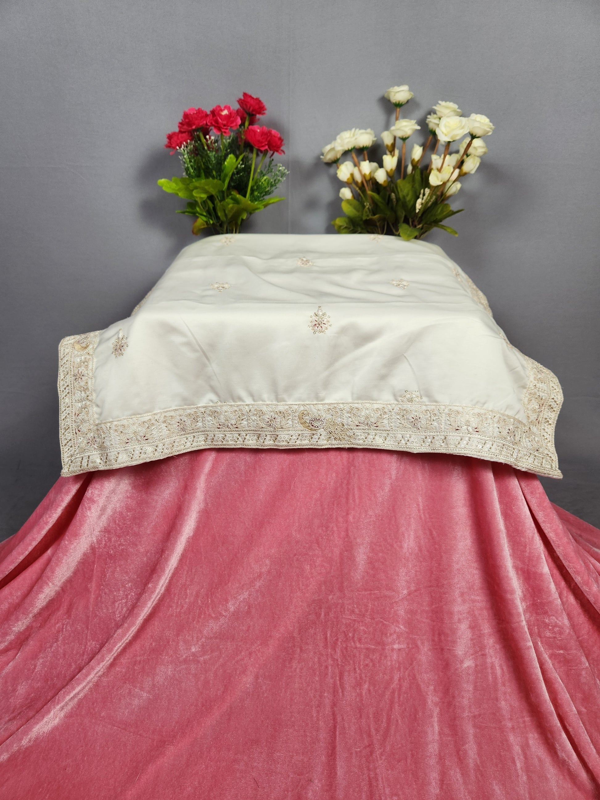 White Groom Turban Shawl With Peacock Work