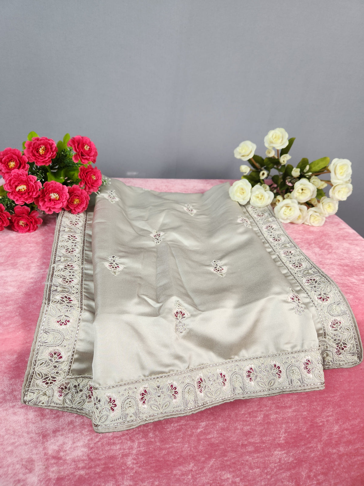 Lavender Groom Turban Shawl Set With Red Touch Up | Dupatta Safa Set For Men