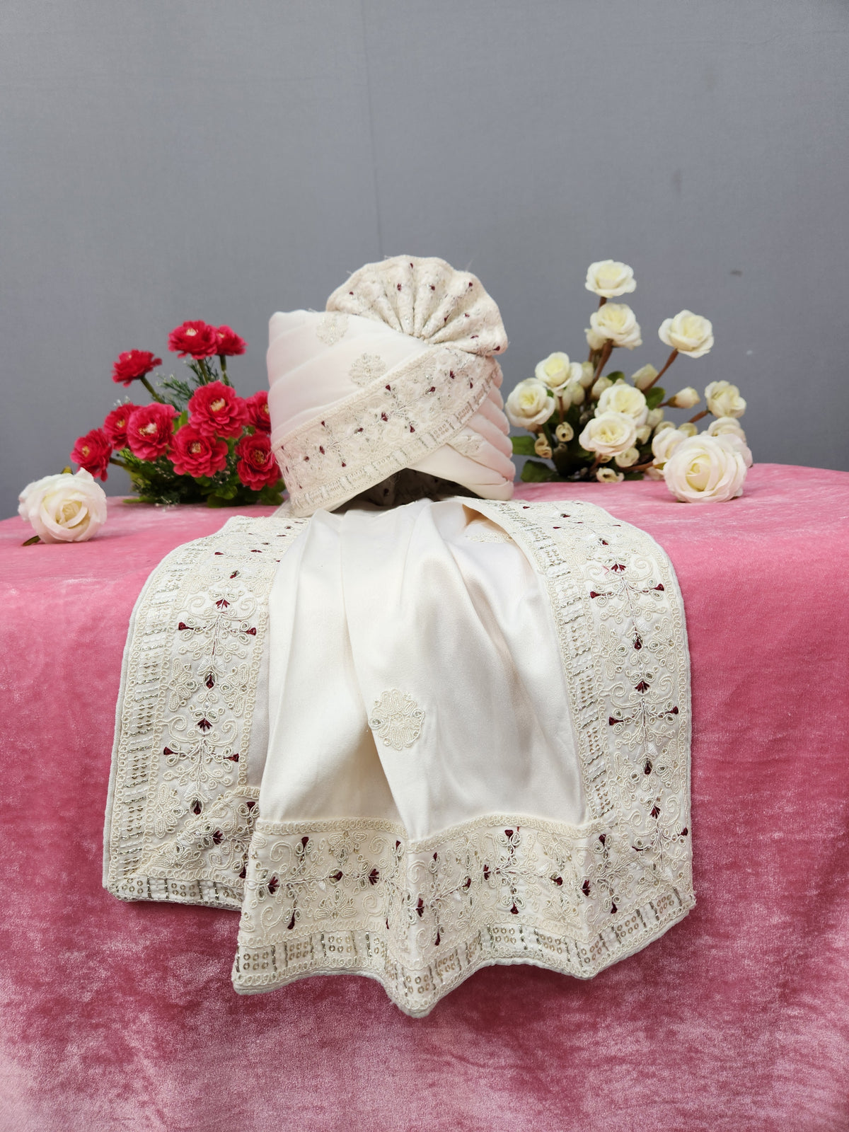 White Groom Turban Shawl With Red Touch Up | Dupatta Safa Set For Men