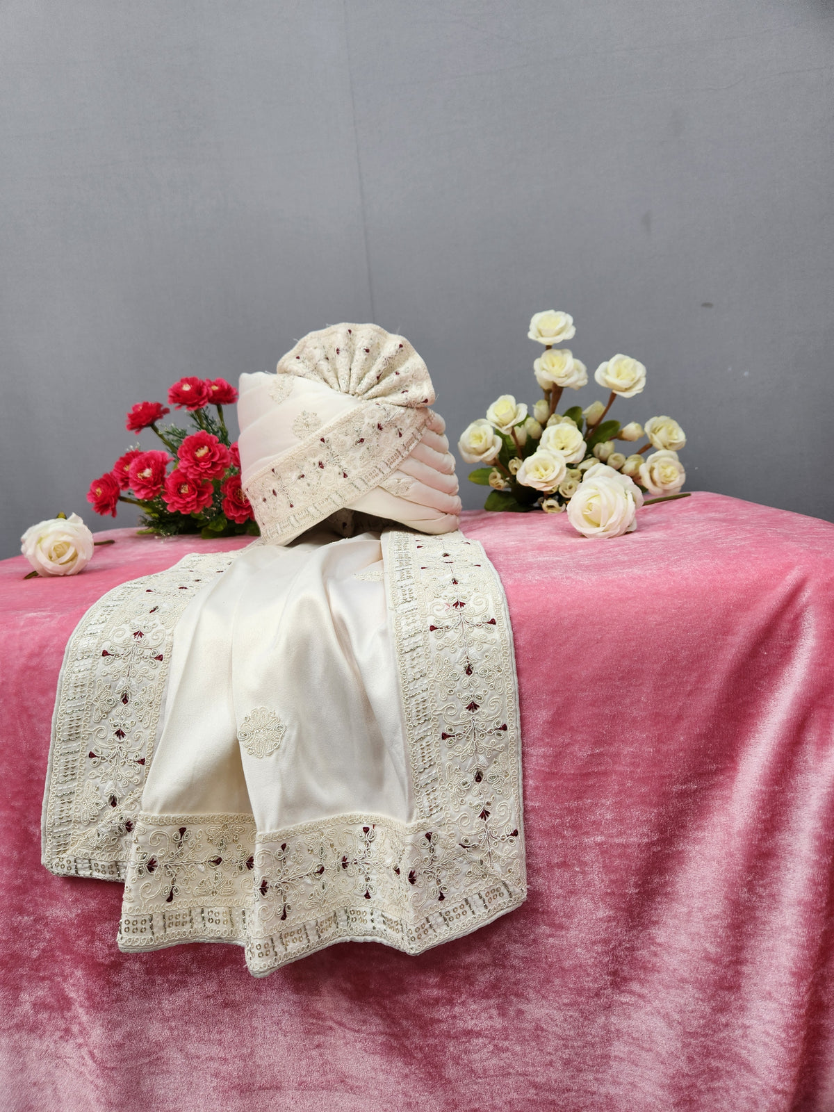White Groom Turban Shawl With Red Touch Up | Dupatta Safa Set For Men