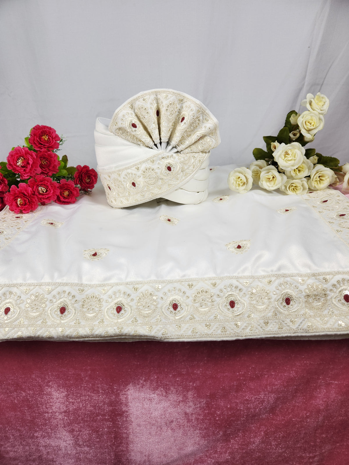 Off White Groom Turban Shawl With Red Touch Up Work | Dupatta Safa Set For Men