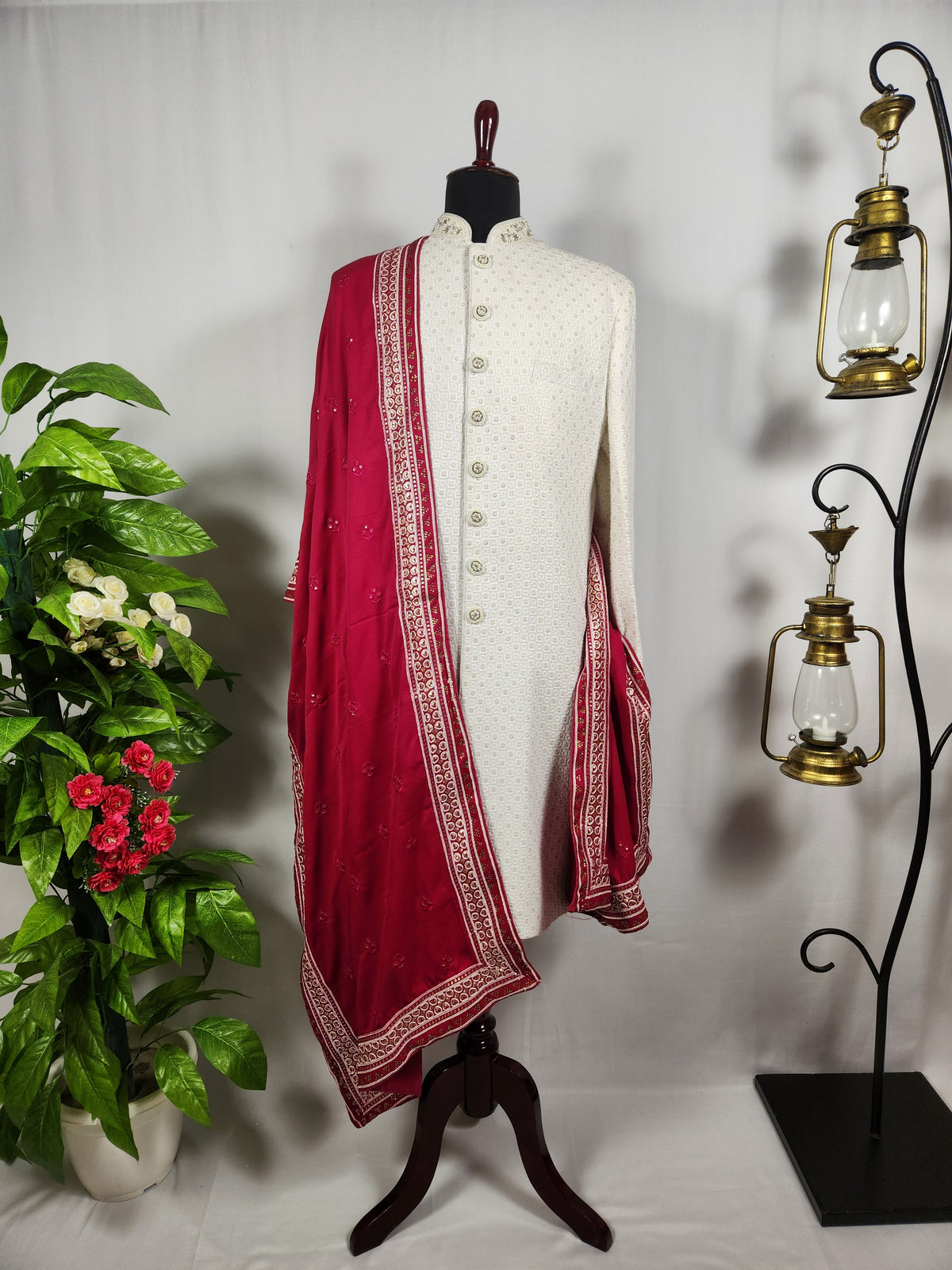 Red Groom Shawl - Embroidered Sherwani Stole