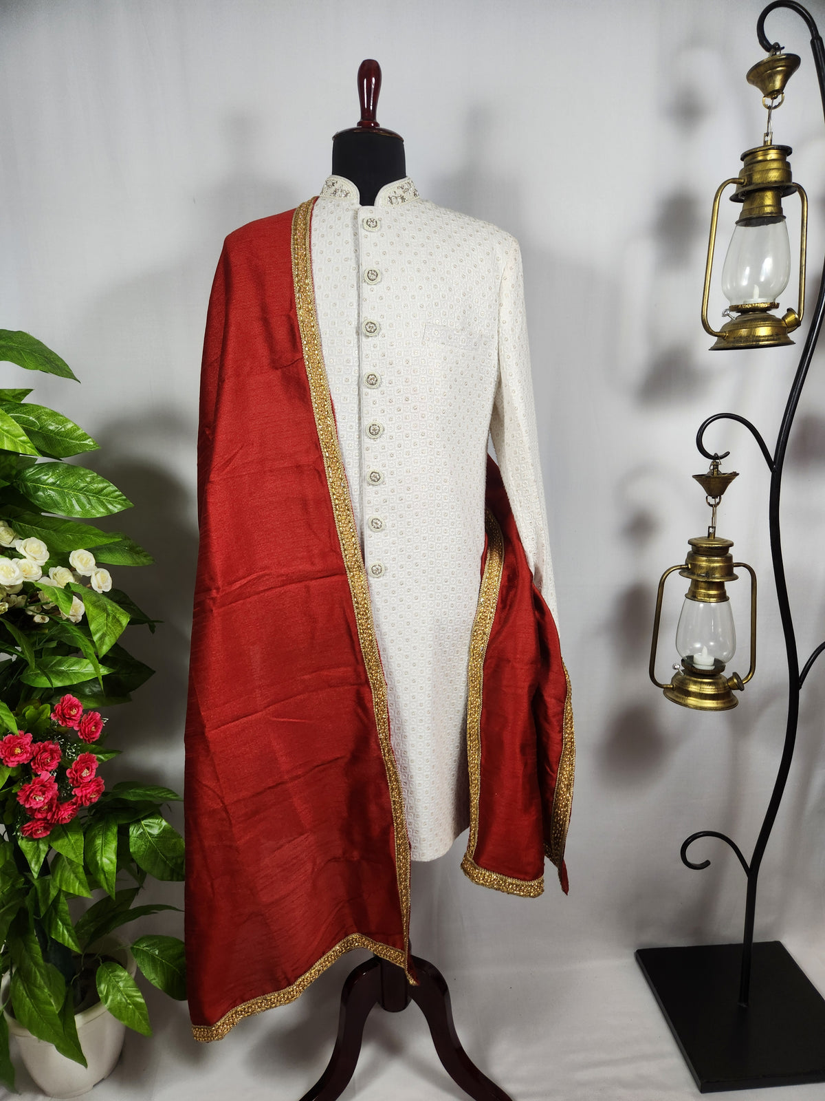 Red Groom Shawl - Embroidered Sherwani Stole