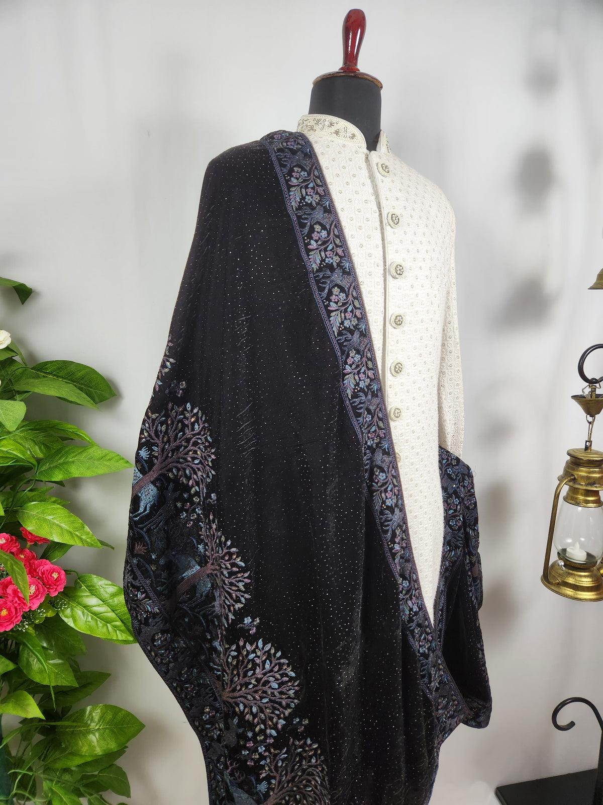 Black Groom Shawl - Scenery Embroidery | Stole For Men