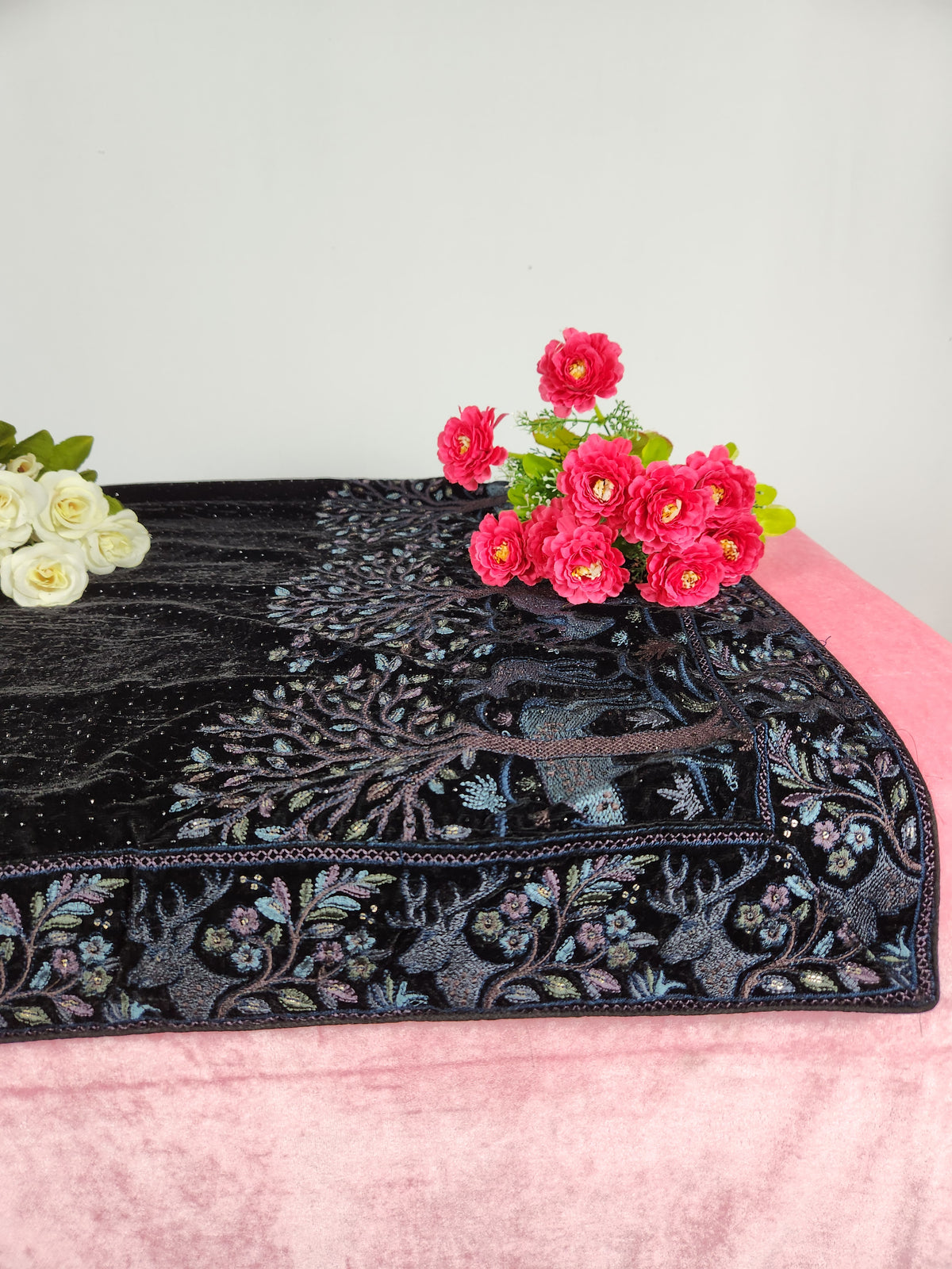 Black Groom Shawl - Scenery Embroidery | Stole For Men