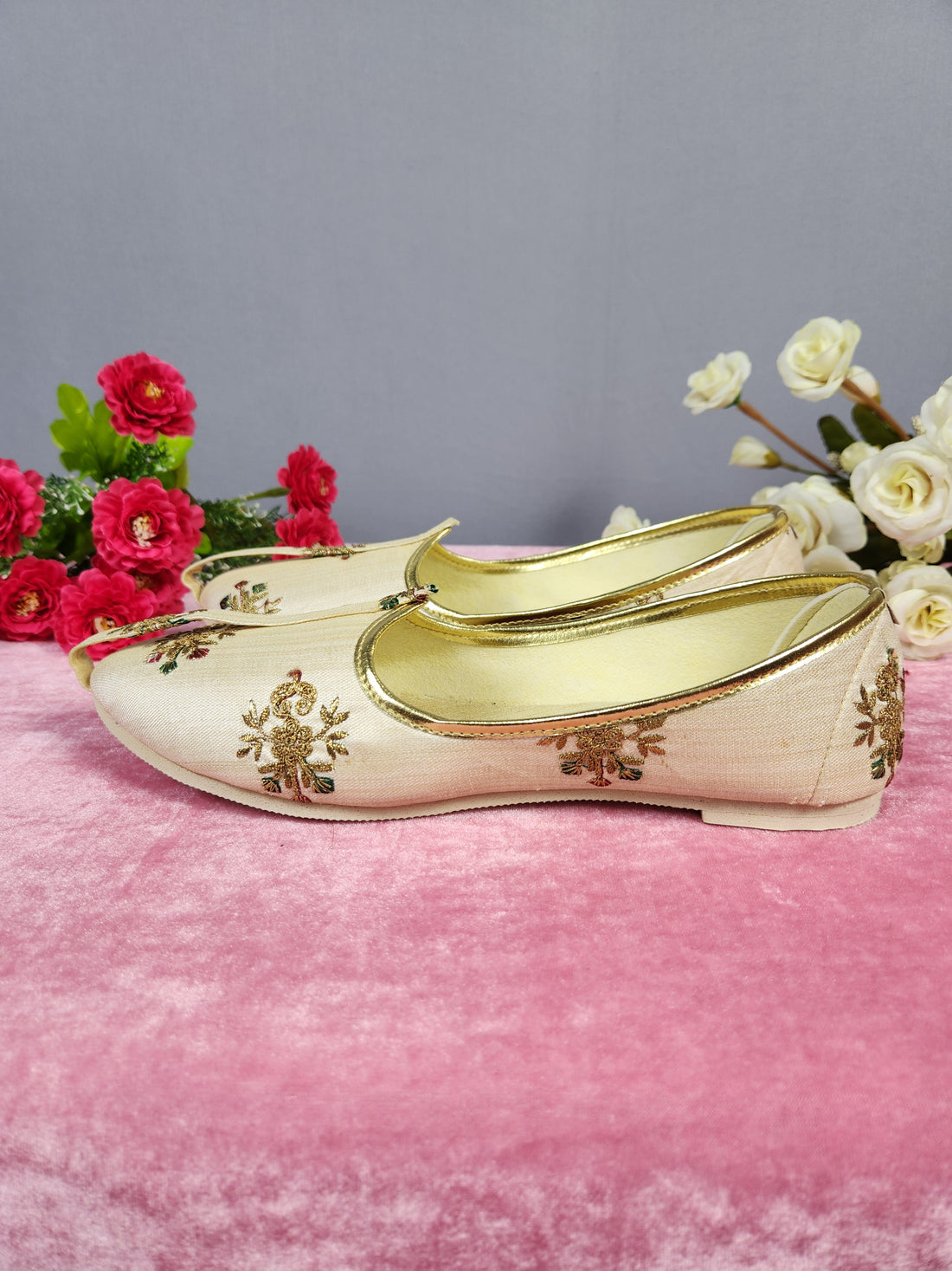 Beige Ethnic Shoes for Men – Designer Indian Jutti & Mojari for Wedding
