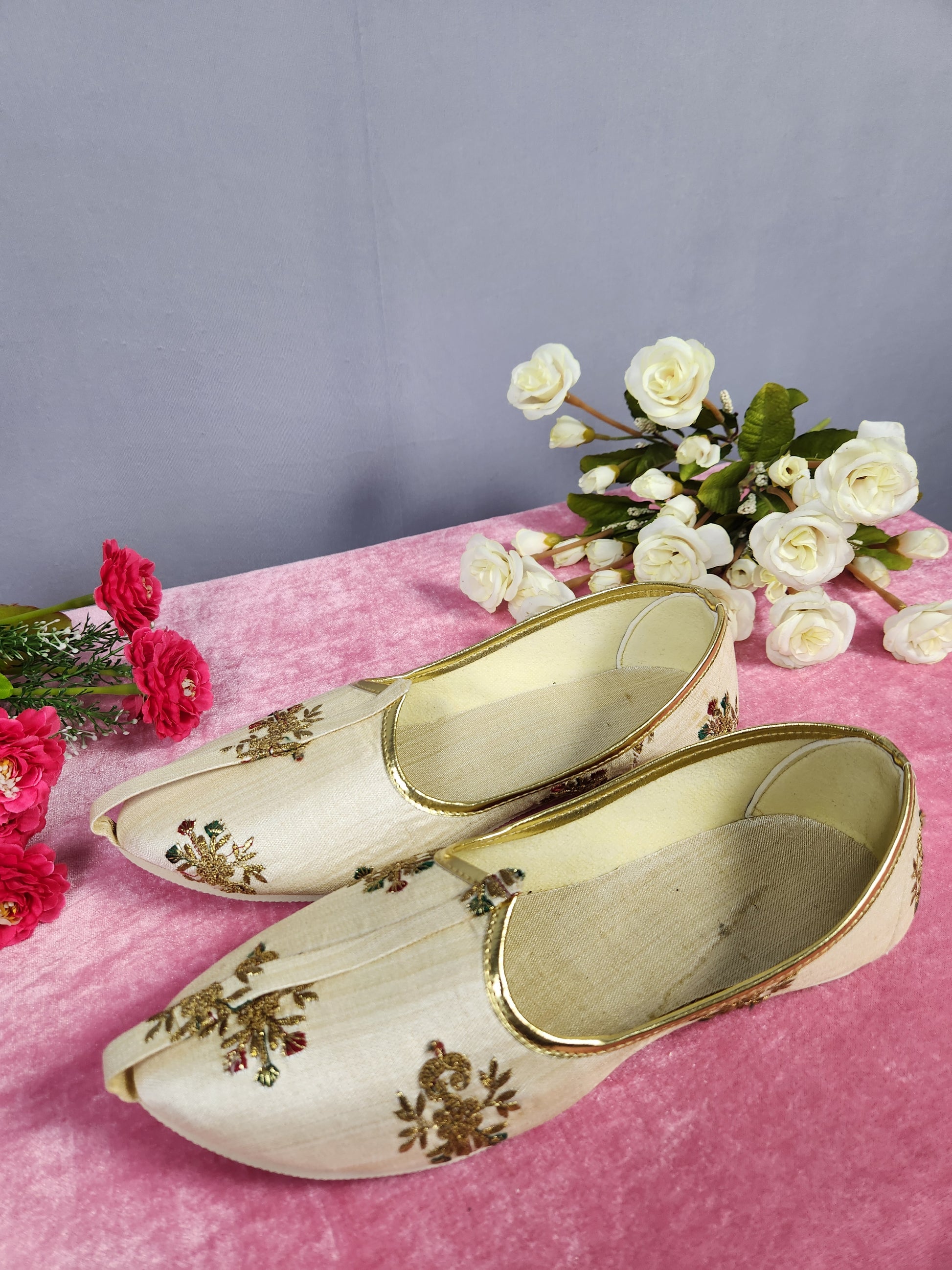 Beige Ethnic Shoes for Men – Designer Indian Jutti & Mojari for Wedding
