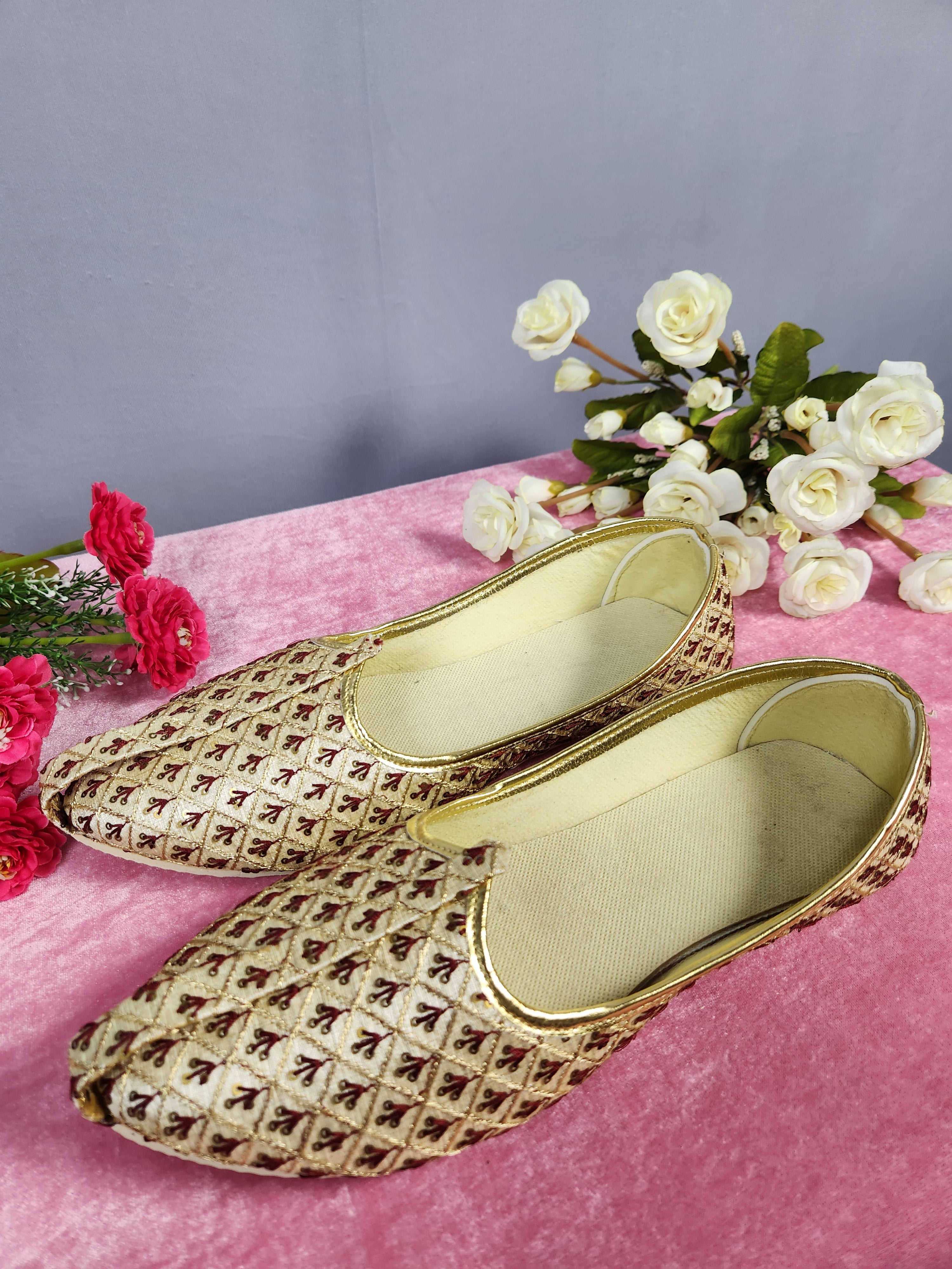 Beige Ethnic Shoes for Men – Designer Indian Jutti & Mojari for Wedding
