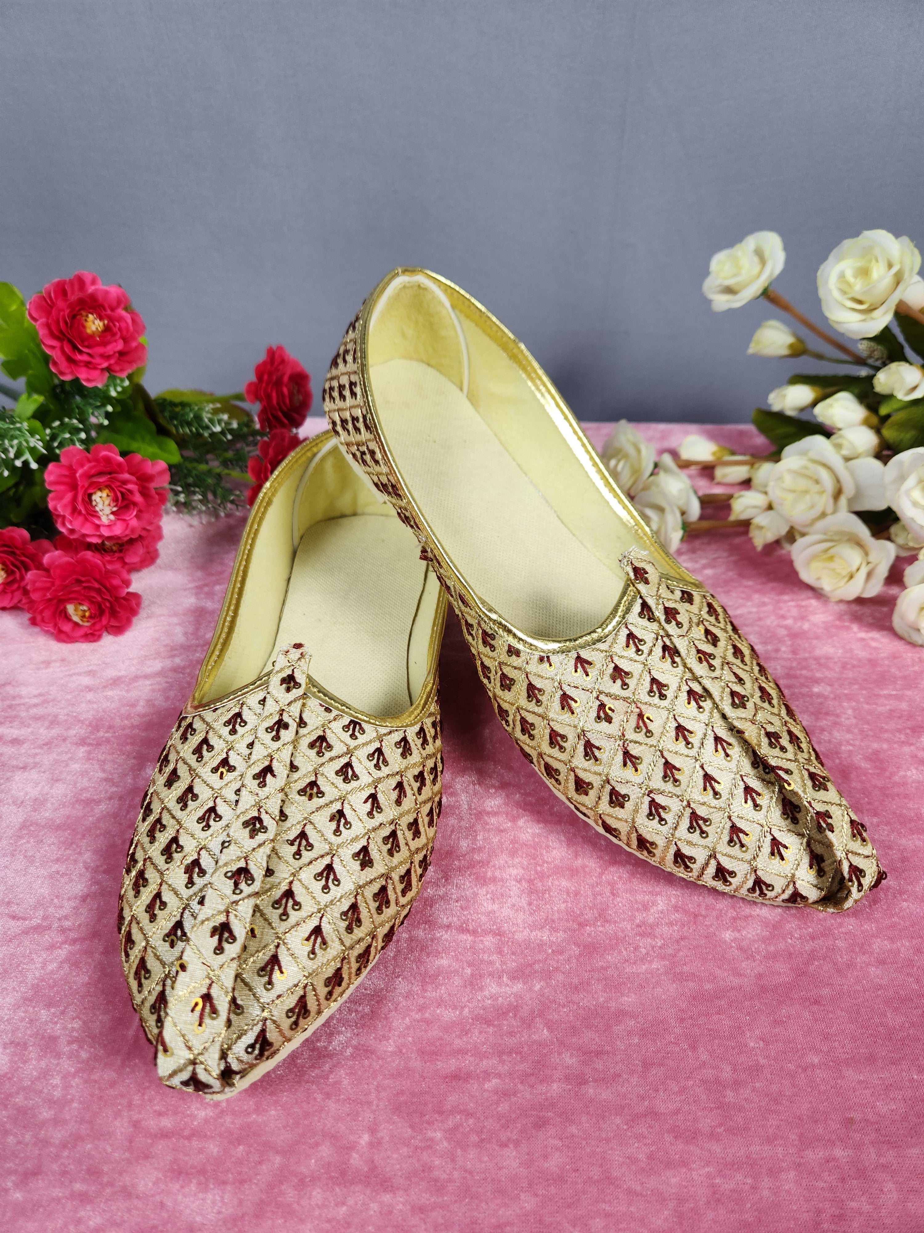 Beige Ethnic Shoes for Men – Designer Indian Jutti & Mojari for Wedding
