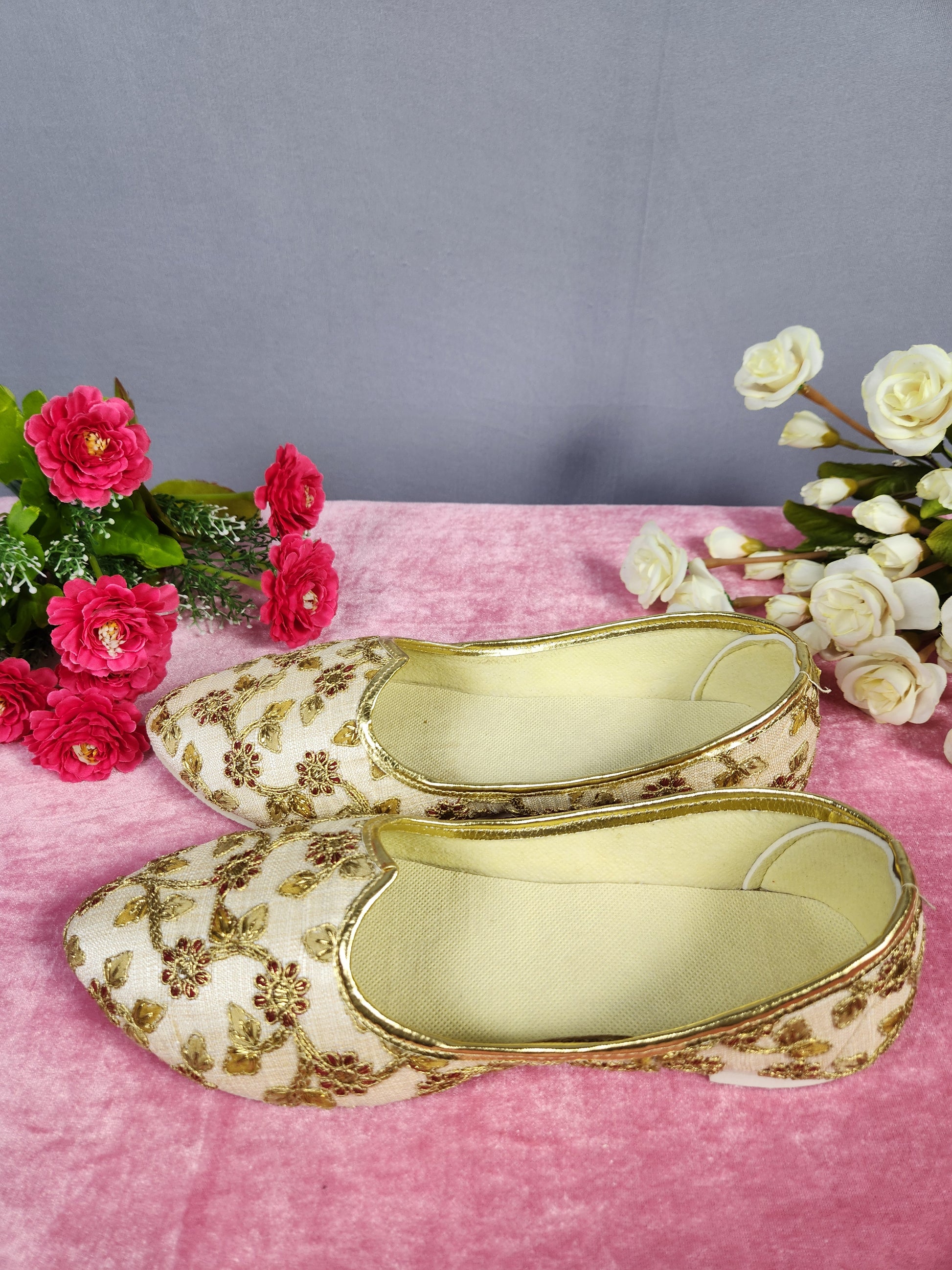 Beige Ethnic Shoes for Men – Designer Indian Jutti & Mojari for Wedding
