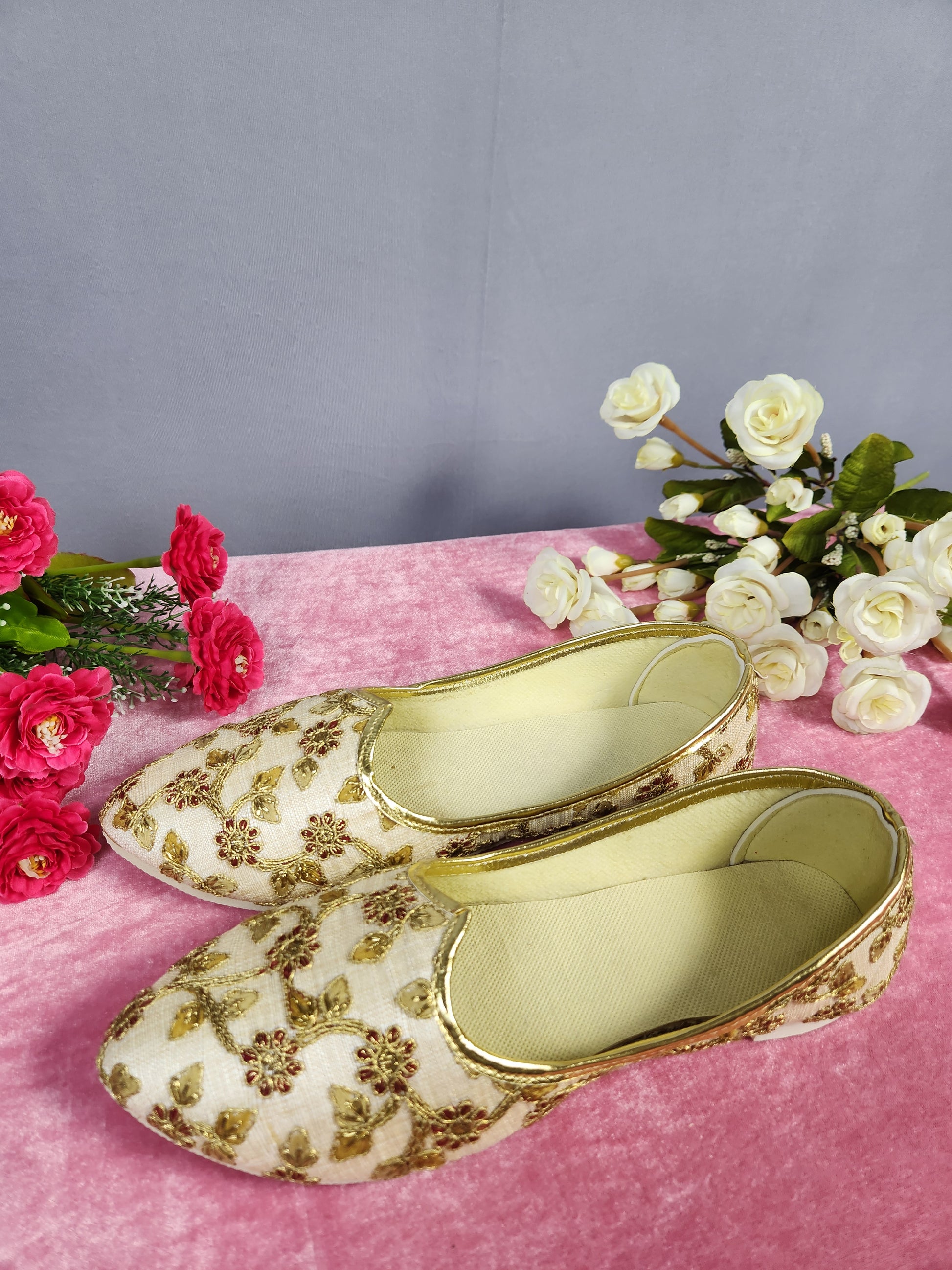 Beige Ethnic Shoes for Men – Designer Indian Jutti & Mojari for Wedding
