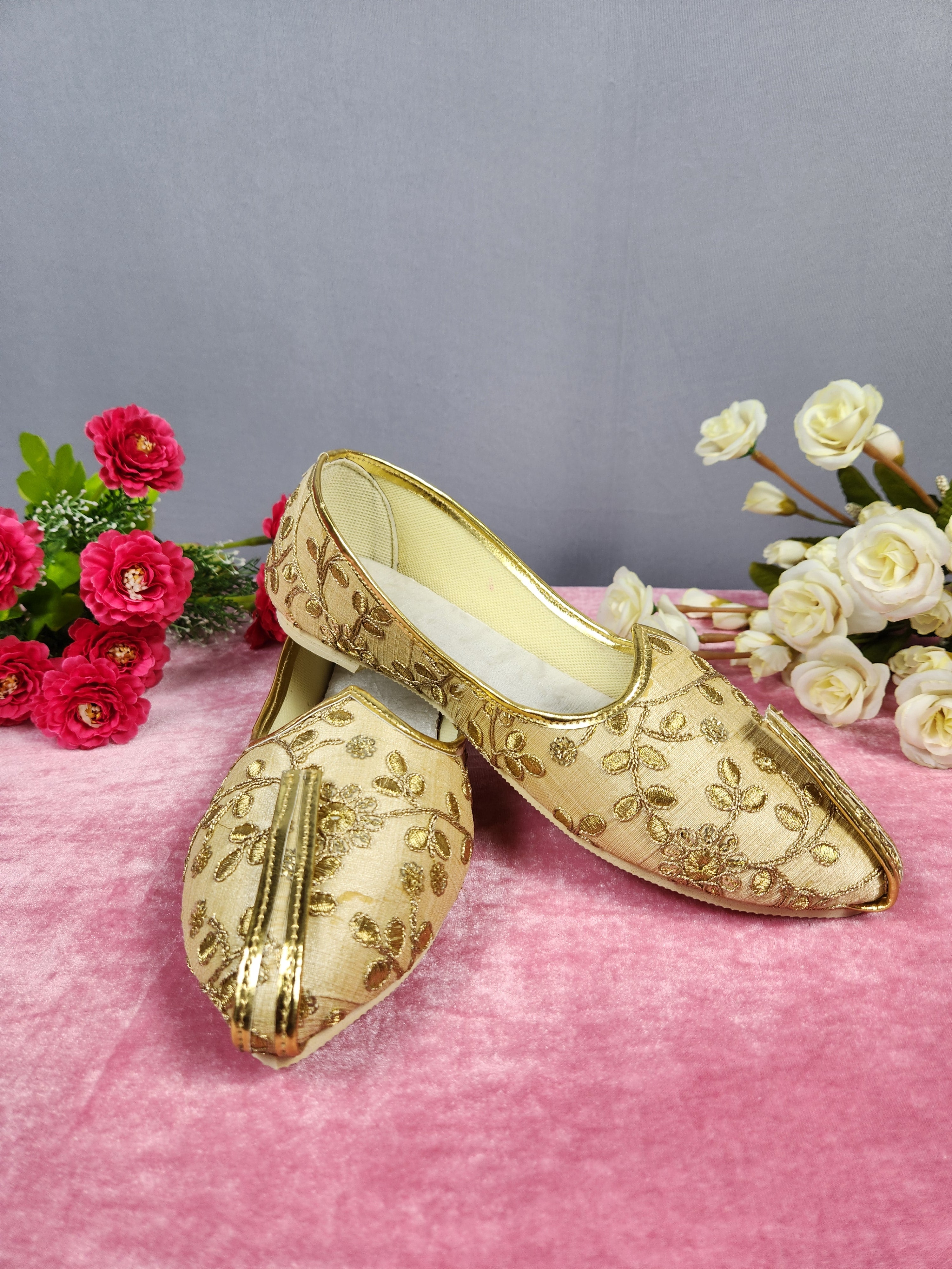 Beige Ethnic Shoes for Men – Designer Indian Jutti & Mojari for Wedding
