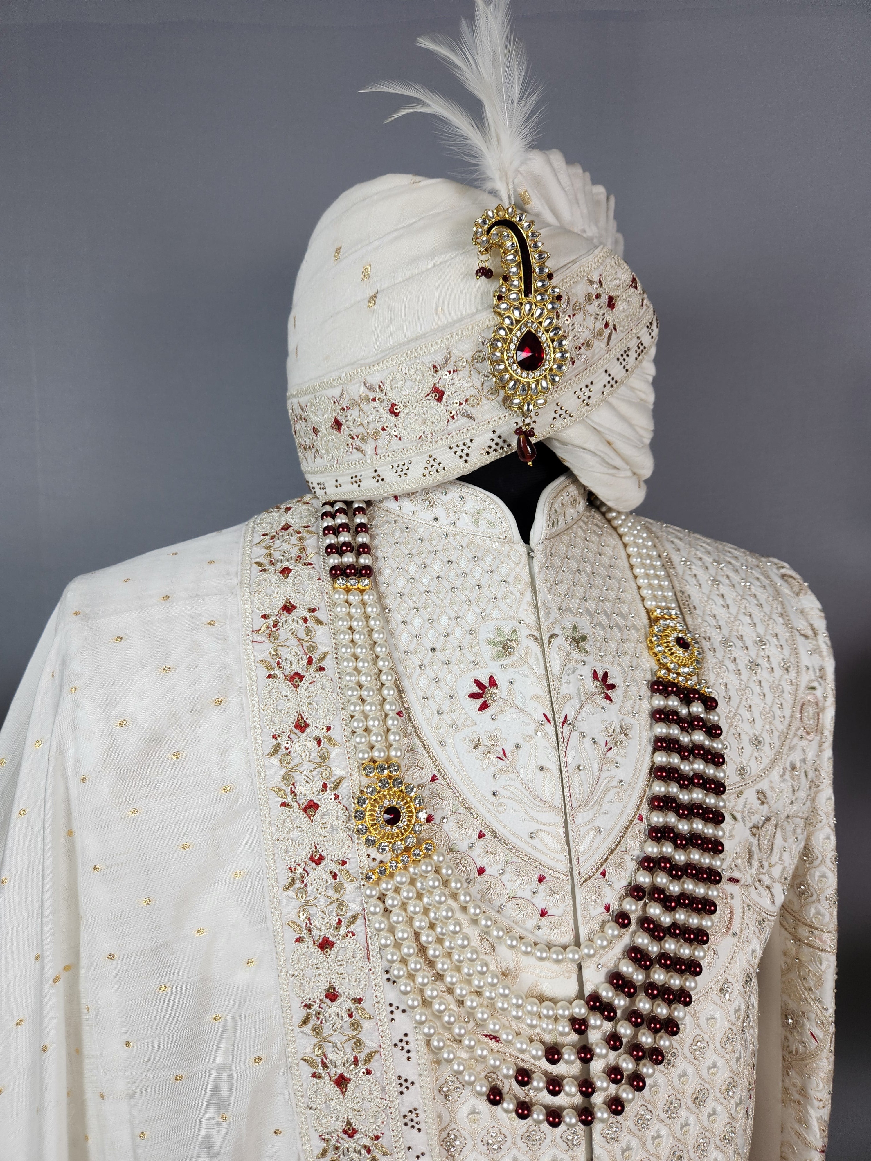 White Sherwani for Groom Bride & Groom Design -   Indian Wedding Outfit for Men
