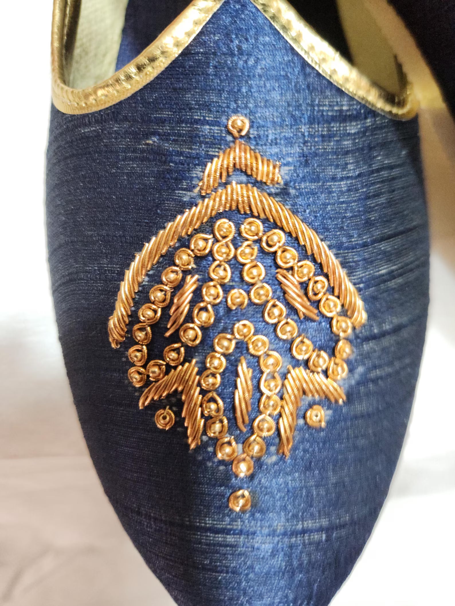 Blue Ethnic Shoes for Men – Designer Indian Jutti & Mojari for Wedding
