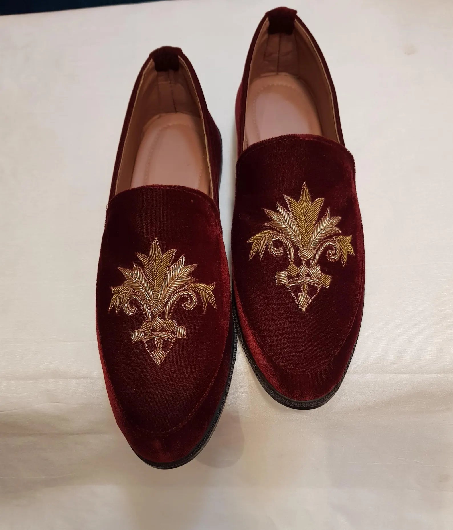 Red Velvet Ethnic Shoes for Men – Designer Indian Jutti & Mojari for Wedding
