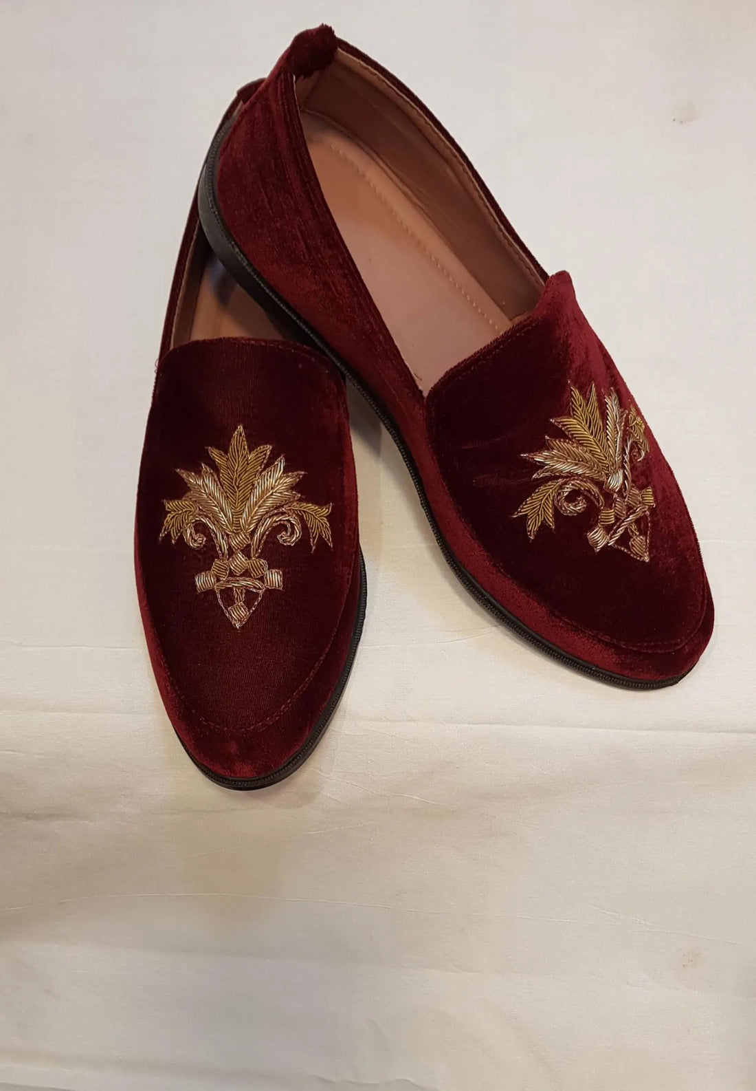 Red Velvet Ethnic Shoes for Men – Designer Indian Jutti & Mojari for Wedding

