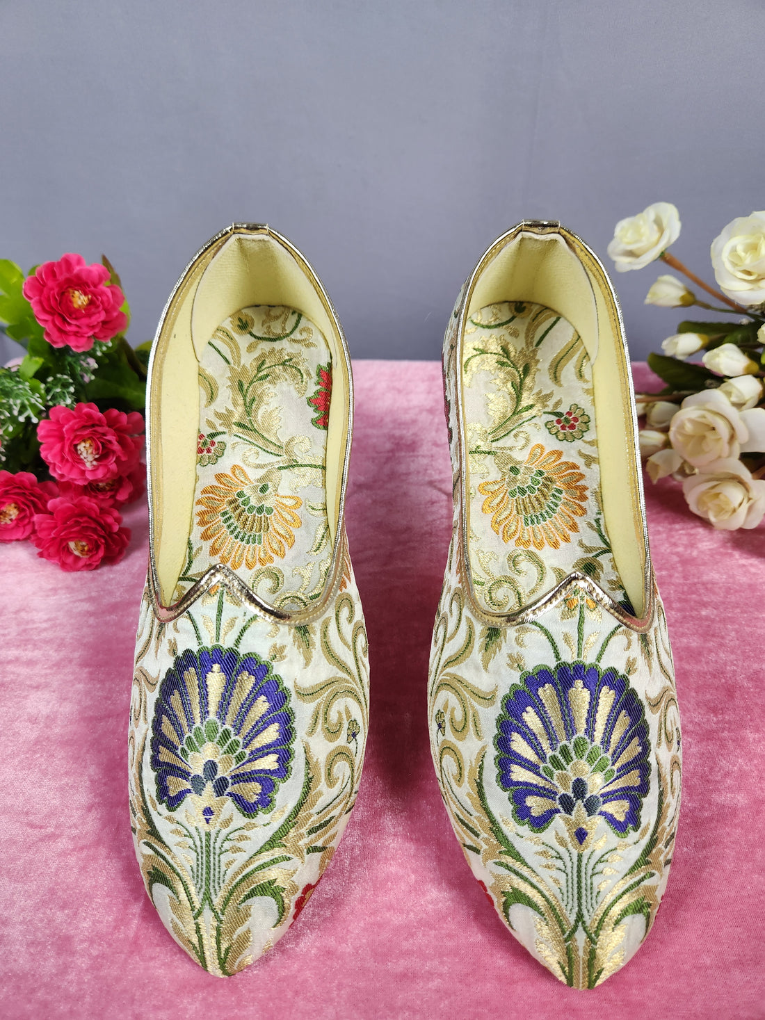 White Ethnic Shoes for Men – Designer Indian Jutti & Mojari for Wedding

