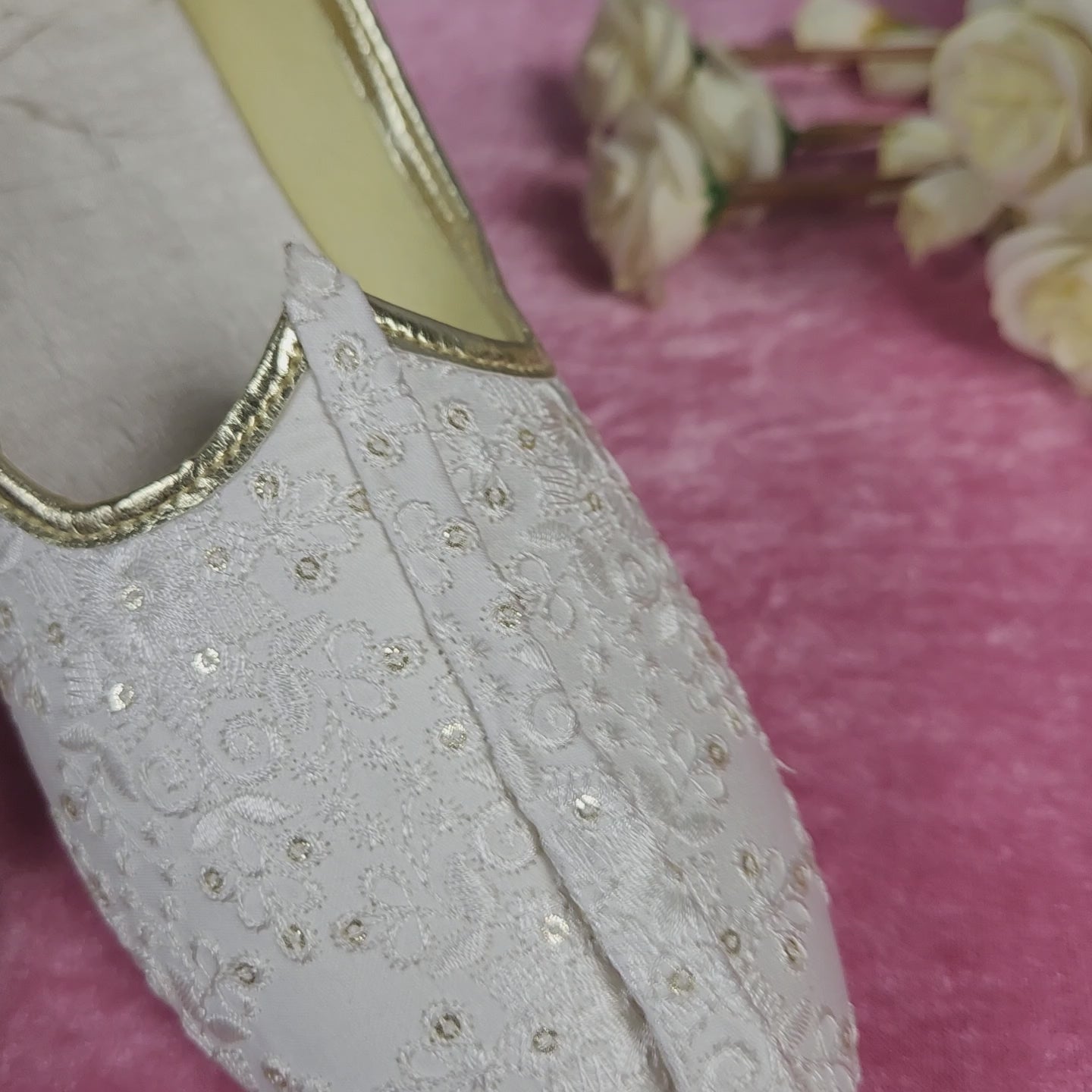 White Ethnic Shoes for Men – Designer Indian Jutti & Mojari for Wedding
