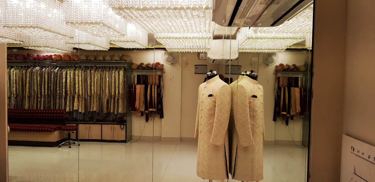 slider image slider_item_3bgJjM