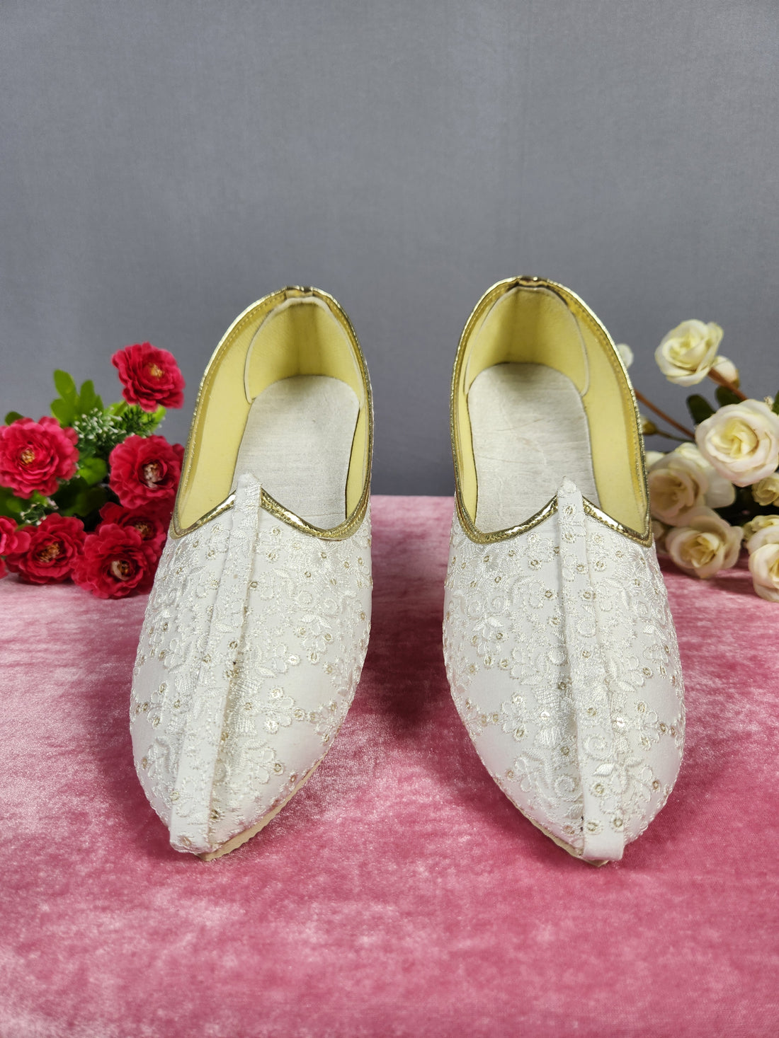 White Ethnic Shoes for Men – Designer Indian Jutti & Mojari for Wedding
