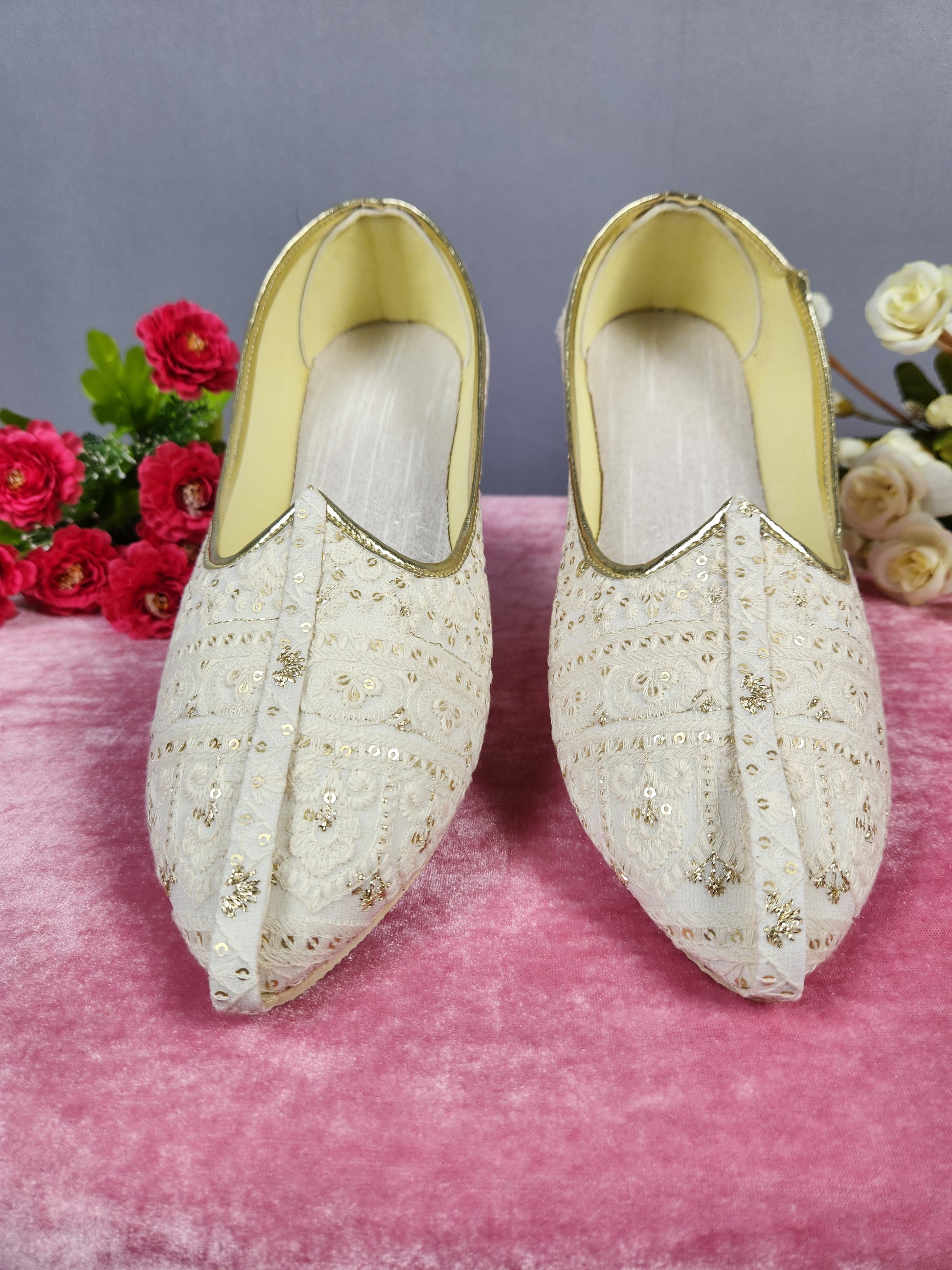 White Ethnic Shoes for Men – Designer Indian Jutti & Mojari for Wedding
