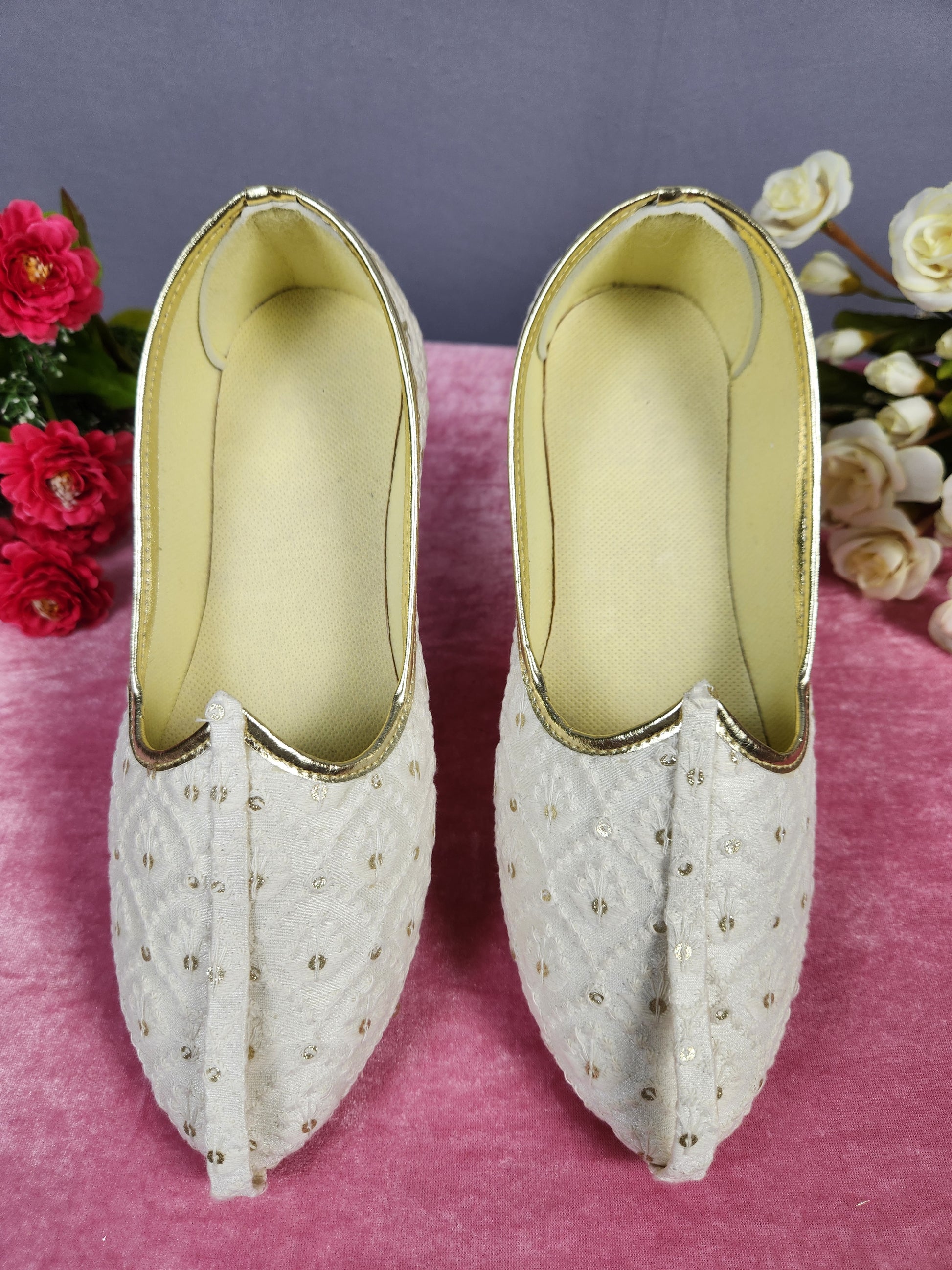 White Ethnic Shoes for Men – Designer Indian Jutti & Mojari for Wedding
