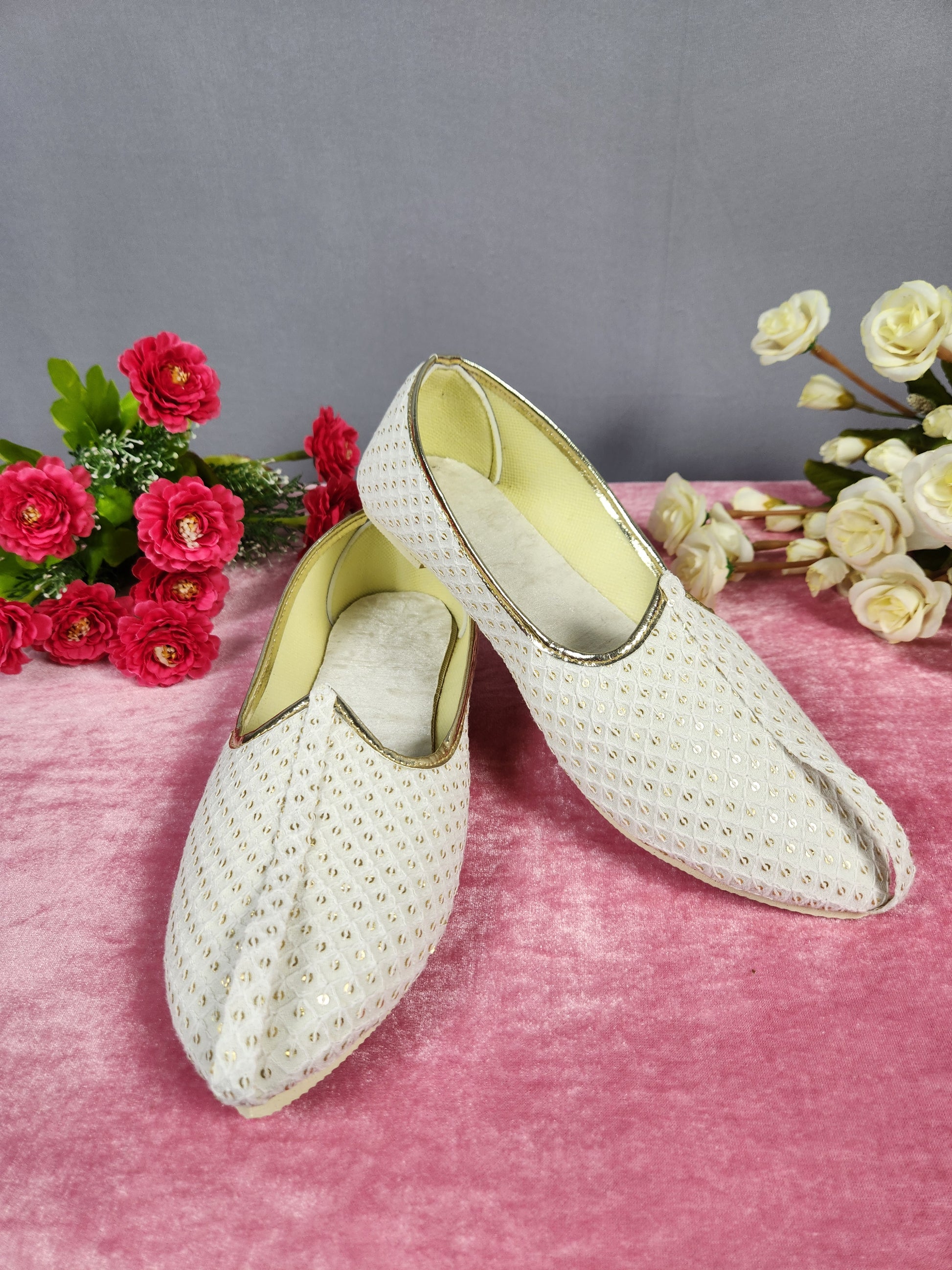 White Ethnic Shoes for Men – Designer Indian Jutti & Mojari for Wedding
