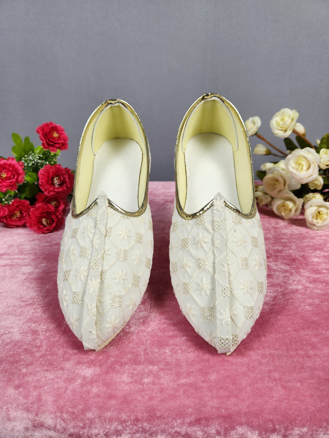 White Ethnic Shoes for Men – Designer Indian Jutti & Mojari for Wedding
